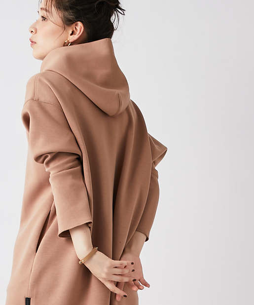 un dix cors(アンディコール) 【《レイヤードスタイルも楽しめる》手洗い可】サイドZIPフーディワンピース