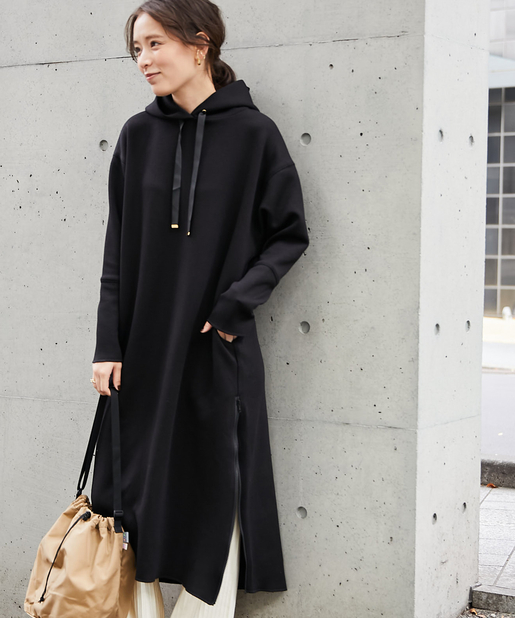 un dix cors(アンディコール) 【《レイヤードスタイルも楽しめる》手洗い可】サイドZIPフーディワンピース