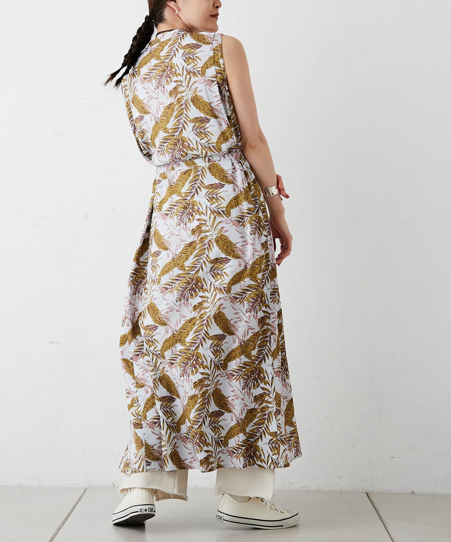 リーフ柄ロングワンピース Ear Papillonner イア パピヨネ レディース Pal Closet パルクローゼット パルグループ公式ファッション通販サイト