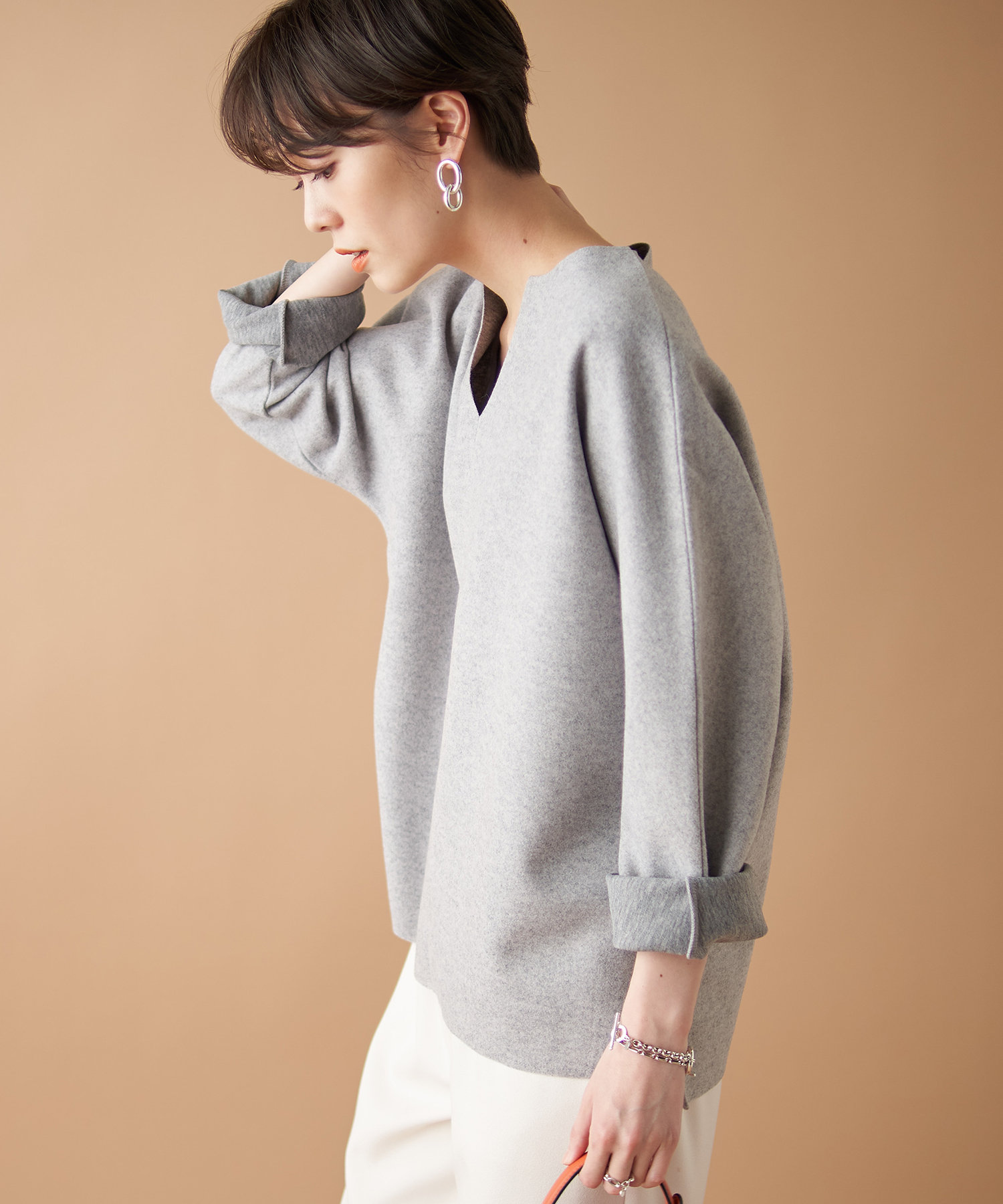 un dix cors(アンディコール) 【《デコルテをきれいに見せる》手洗い可】ウールタッチジャージーカットソー