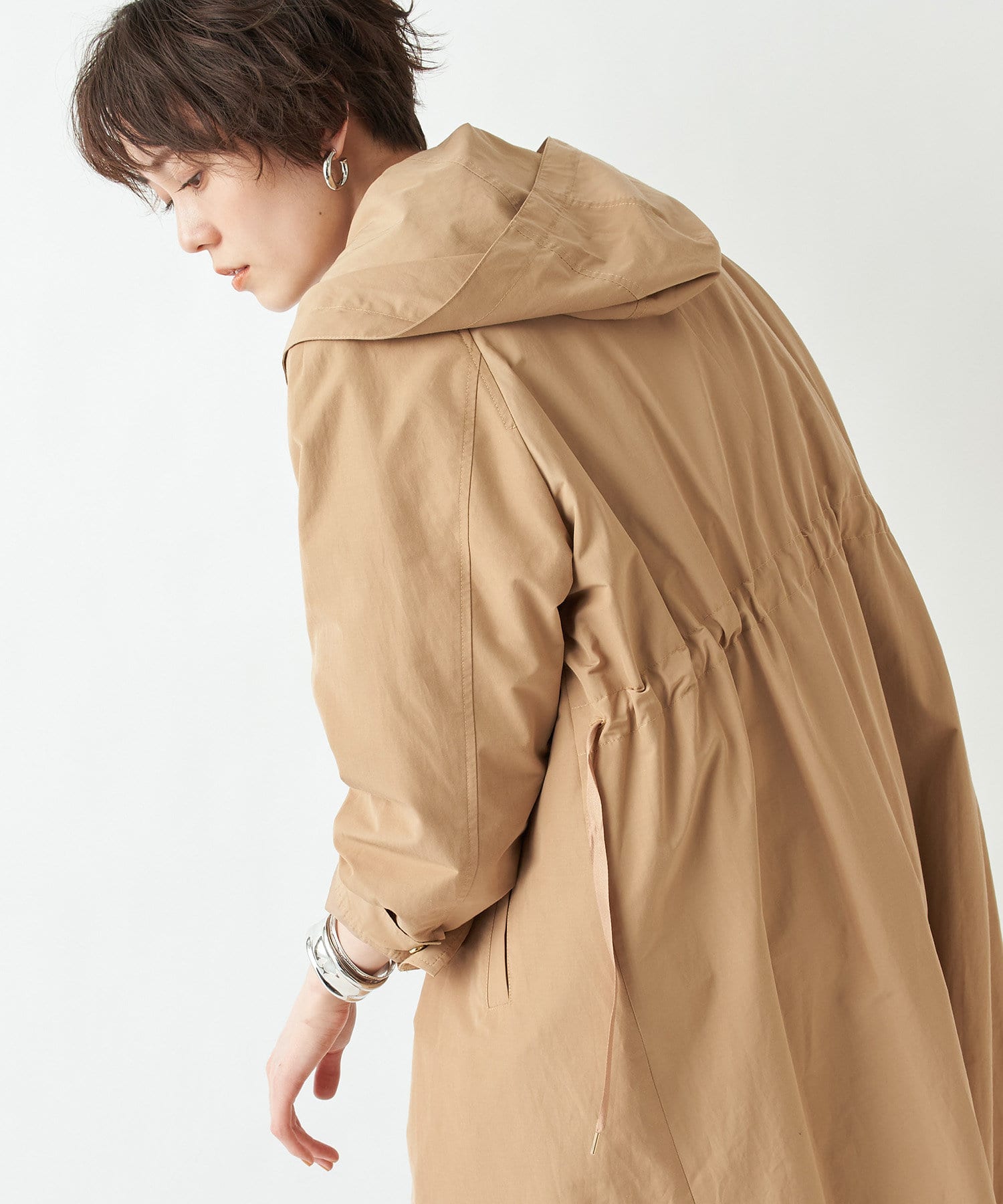 自分らしいシルエットに ウェザーフードロングコート Un Dix Cors アンディコール レディース Pal Closet パルクローゼット パルグループ公式ファッション通販サイト