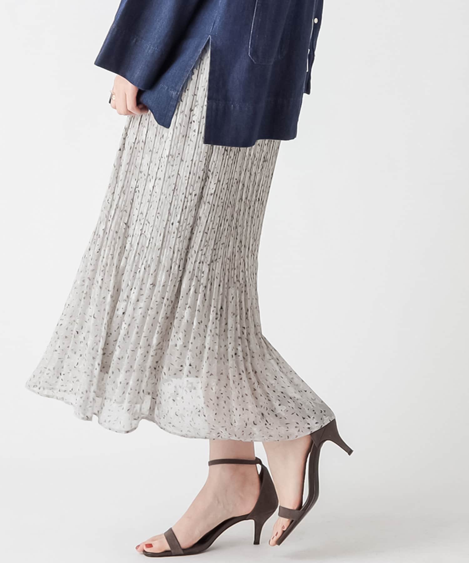 un dix cors(アンディコール) 《軽やかなでキャッチー柄》星柄ジャガードプリーツスカート