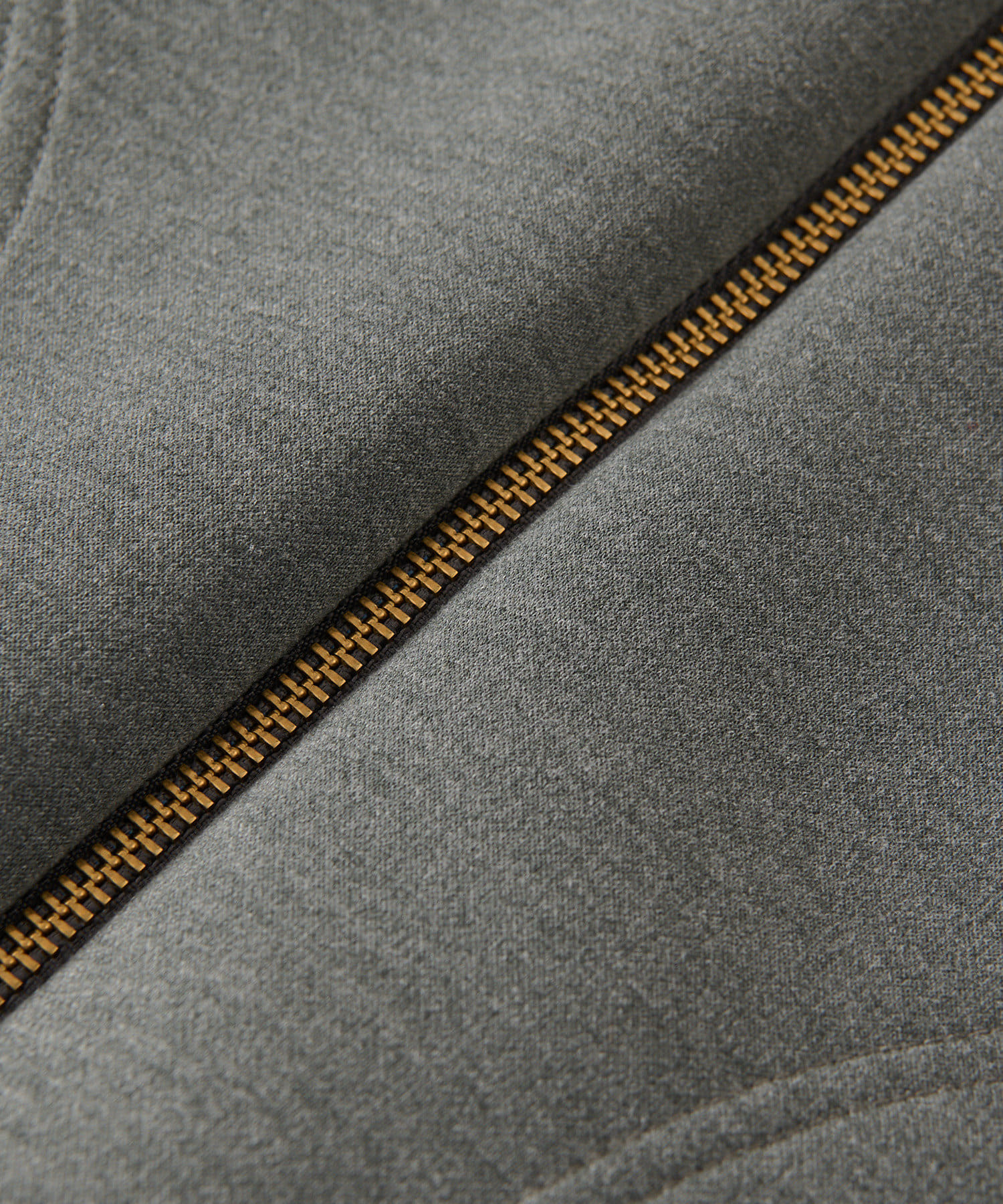 RIVE DROITE(リヴドロワ) 予約【WEB限定/キレイめ上品】スポンジダンボールZIPパーカーカットソー