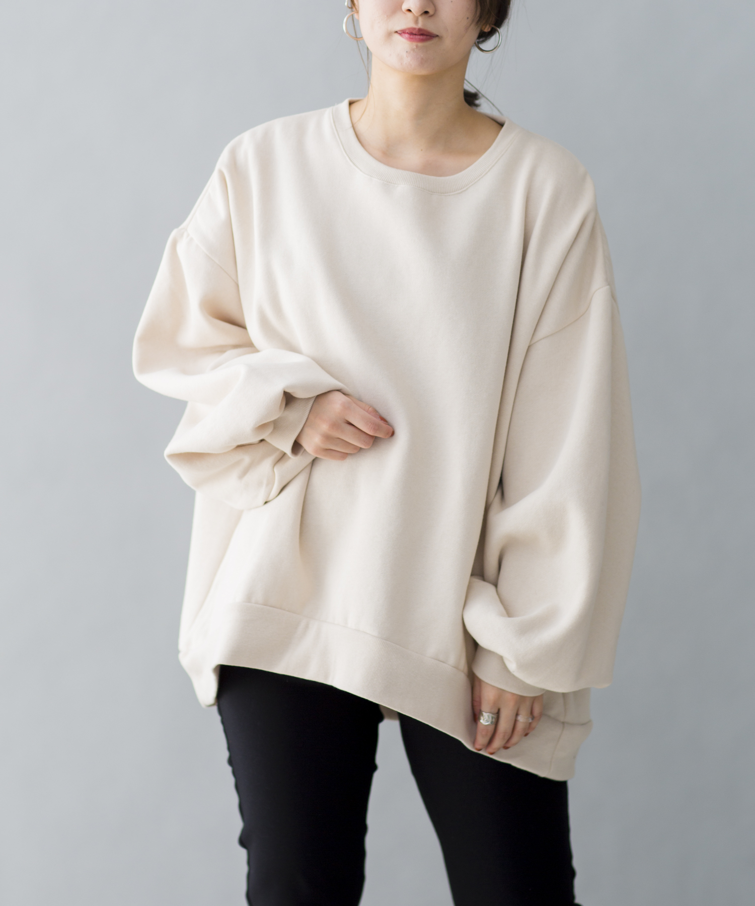 バックタグ付き裏起毛プルオーバー | prose verse(プロズヴェール