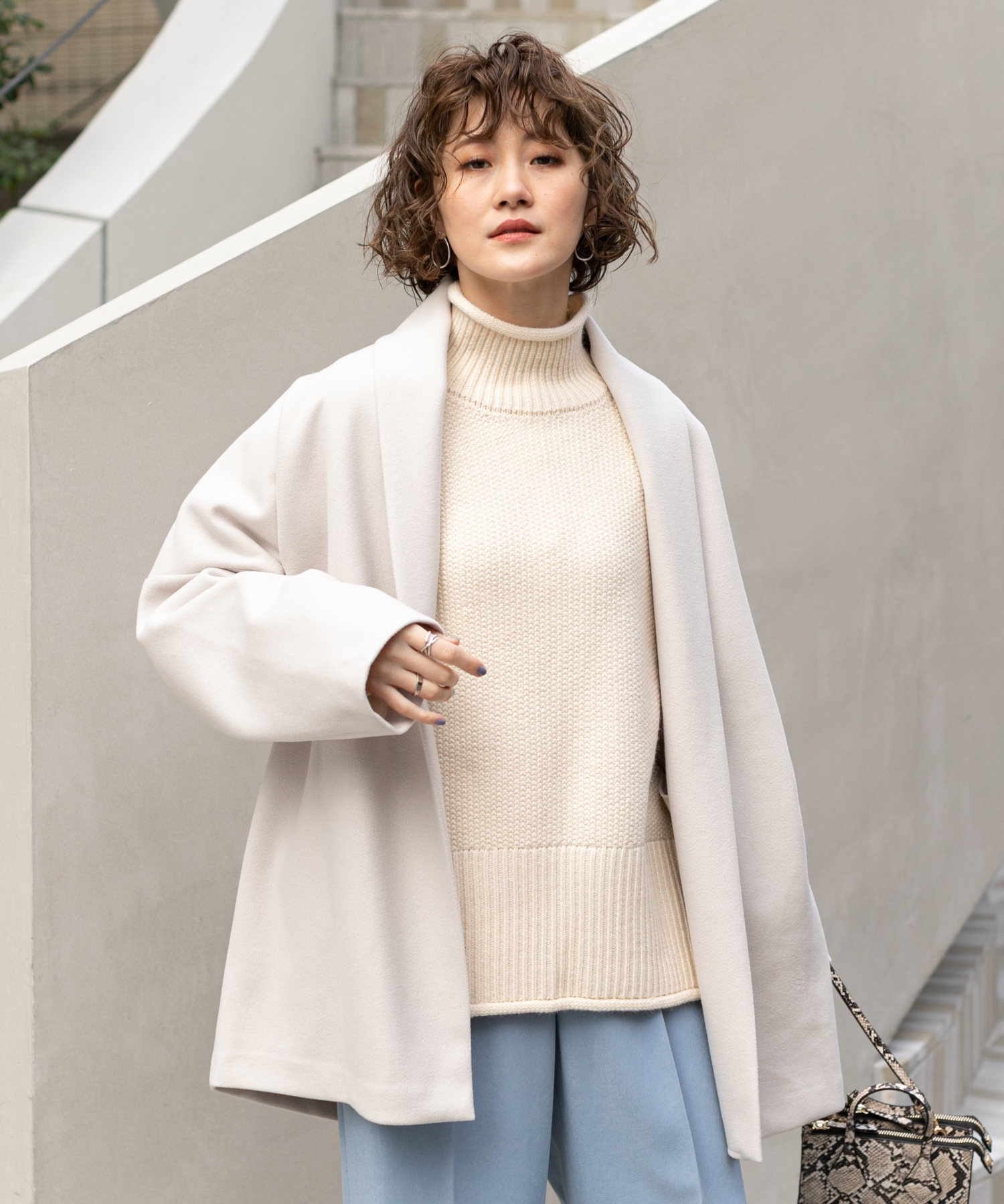 顔色に華やかさをプラス 裾スリットラーベンニット Un Dix Cors アンディコール レディース Pal Closet パルクローゼット パルグループ公式ファッション通販サイト