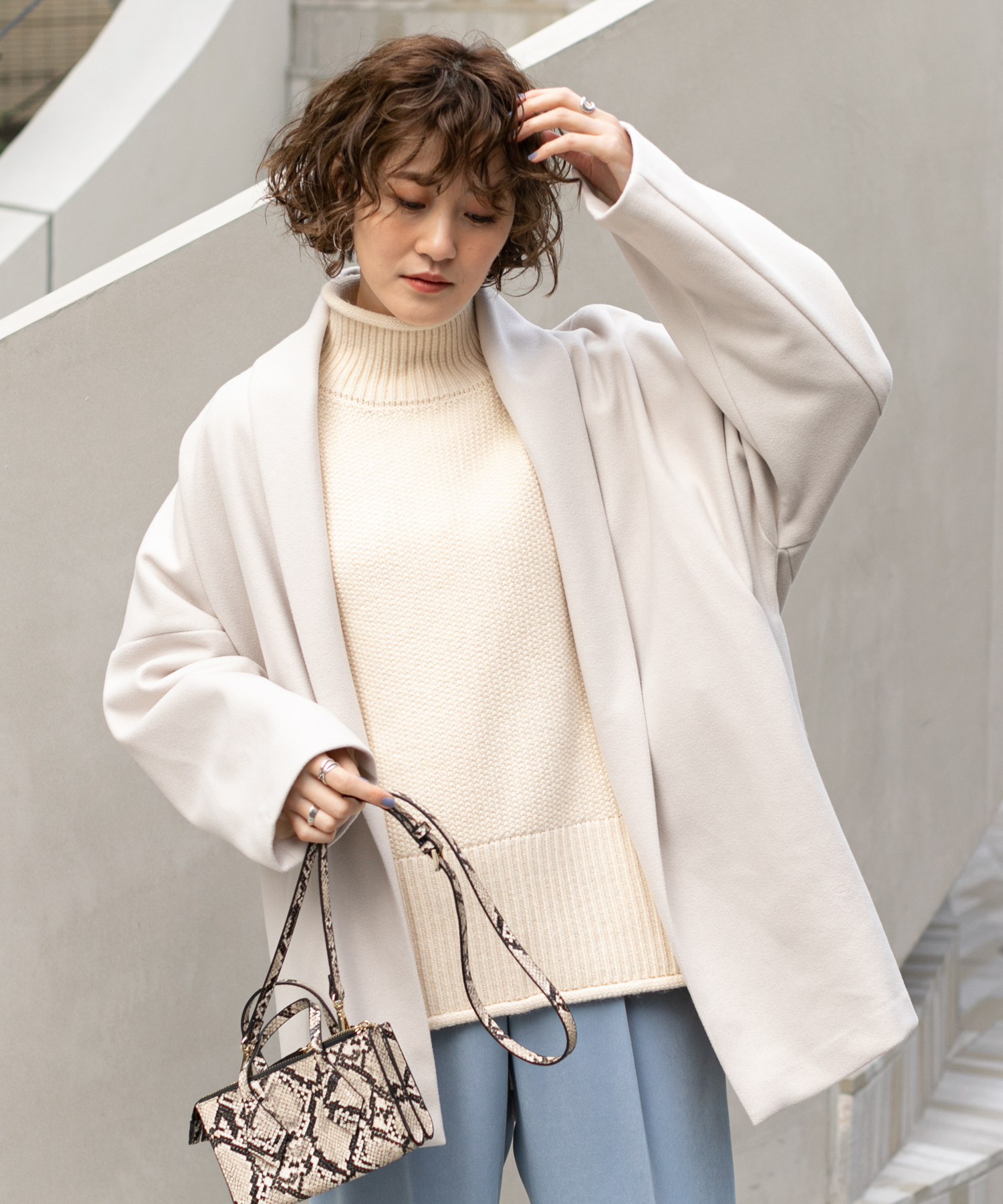 顔色に華やかさをプラス 裾スリットラーベンニット Un Dix Cors アンディコール レディース Pal Closet パルクローゼット パルグループ公式ファッション通販サイト