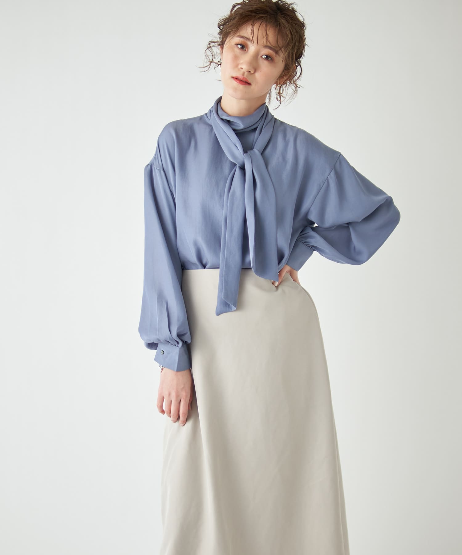 幅広い着こなしに対応 ツイルボウタイブラウス Rive Droite リヴドロワ レディース Pal Closet パルクローゼット パルグループ公式ファッション通販サイト