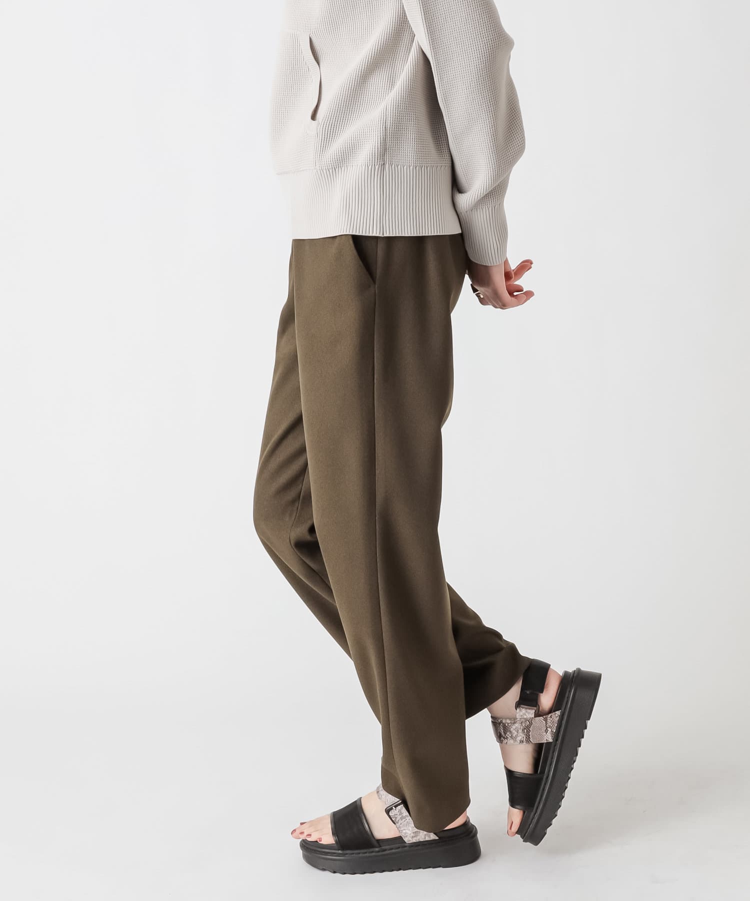 un dix cors(アンディコール) 【リラクシーな履き心地】ウールタッチイージーストレートパンツ