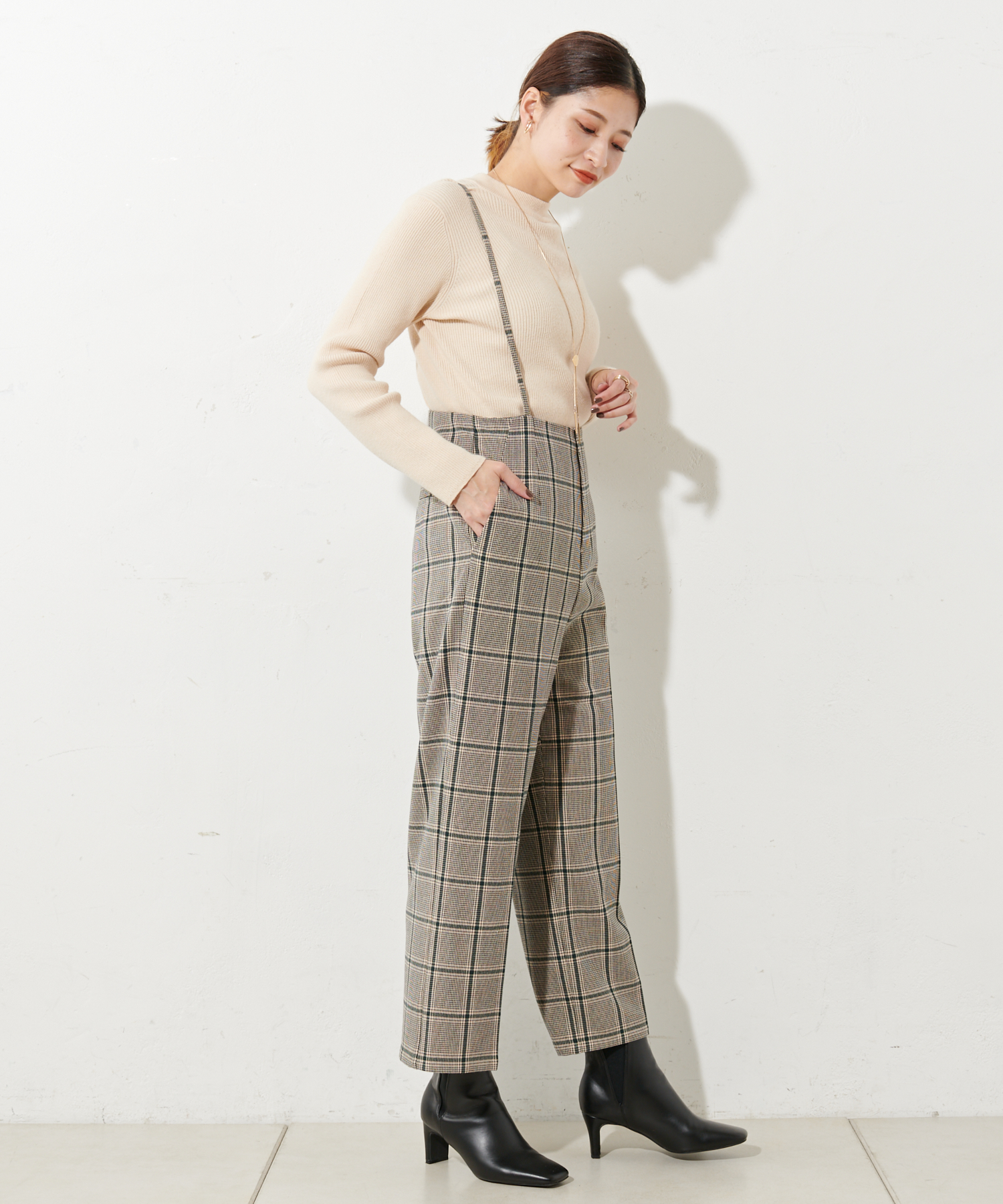 肩紐付きチェックパンツ Discoat ディスコート レディース Pal Closet パルクローゼット パルグループ公式ファッション通販サイト