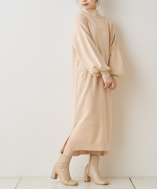 レイヤード風ハイネックニットロングワンピース Who S Who Chico フーズフーチコ レディース Pal Closet パルクローゼット パルグループ公式ファッション通販サイト