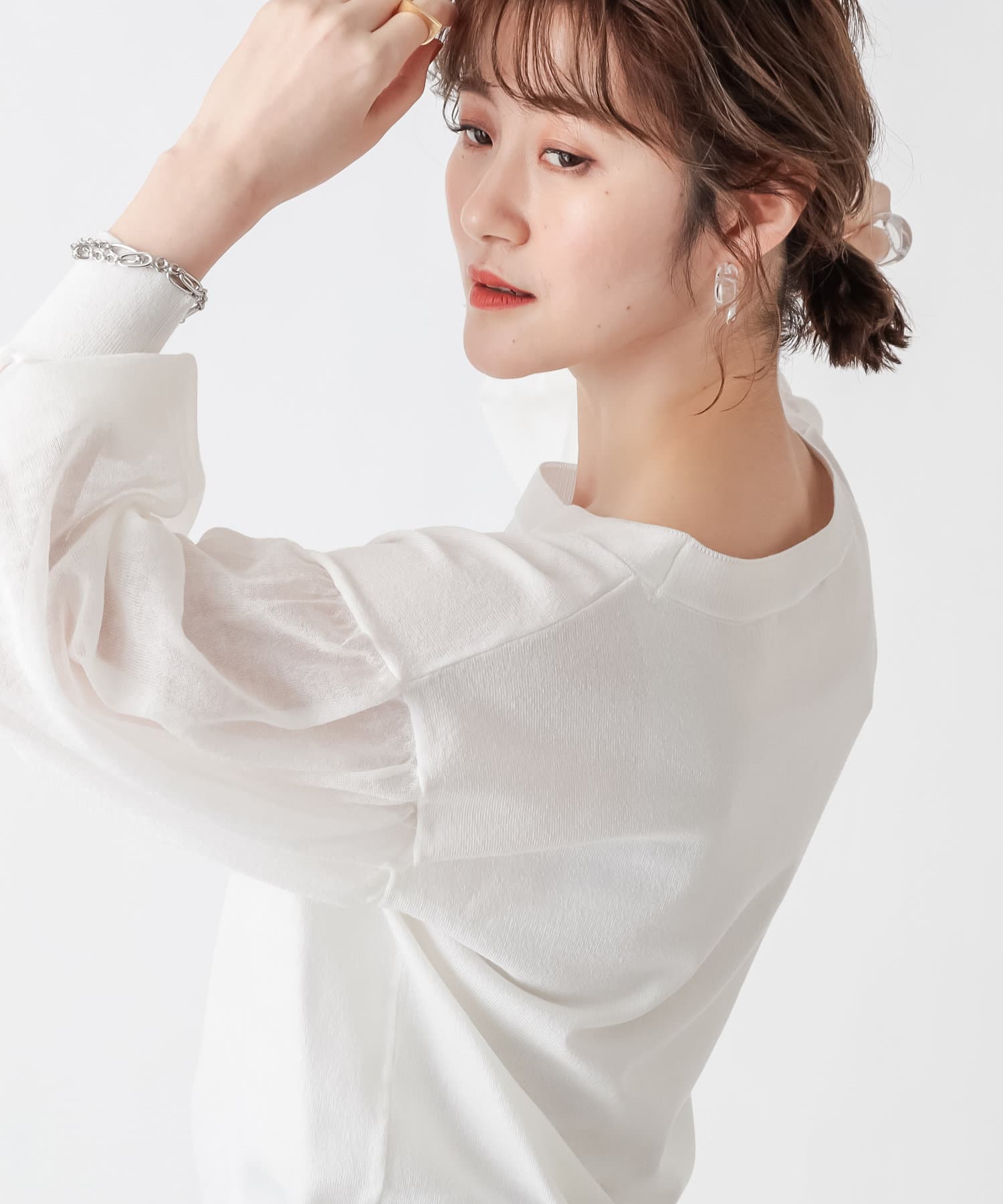 un dix cors(アンディコール) ここでしか手に入らない！【WEB限定・手洗い可】シアーパフスリーブニット