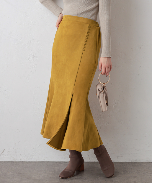 natural couture(ナチュラルクチュール) ボタンデザインポンチスエードマーメイドスカート