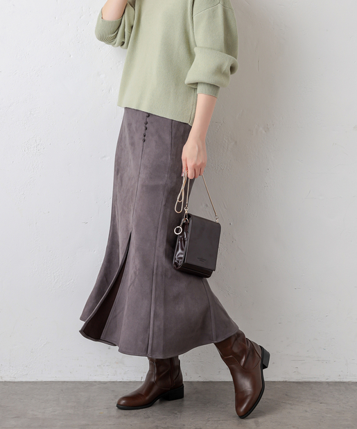 natural couture(ナチュラルクチュール) ボタンデザインポンチスエードマーメイドスカート