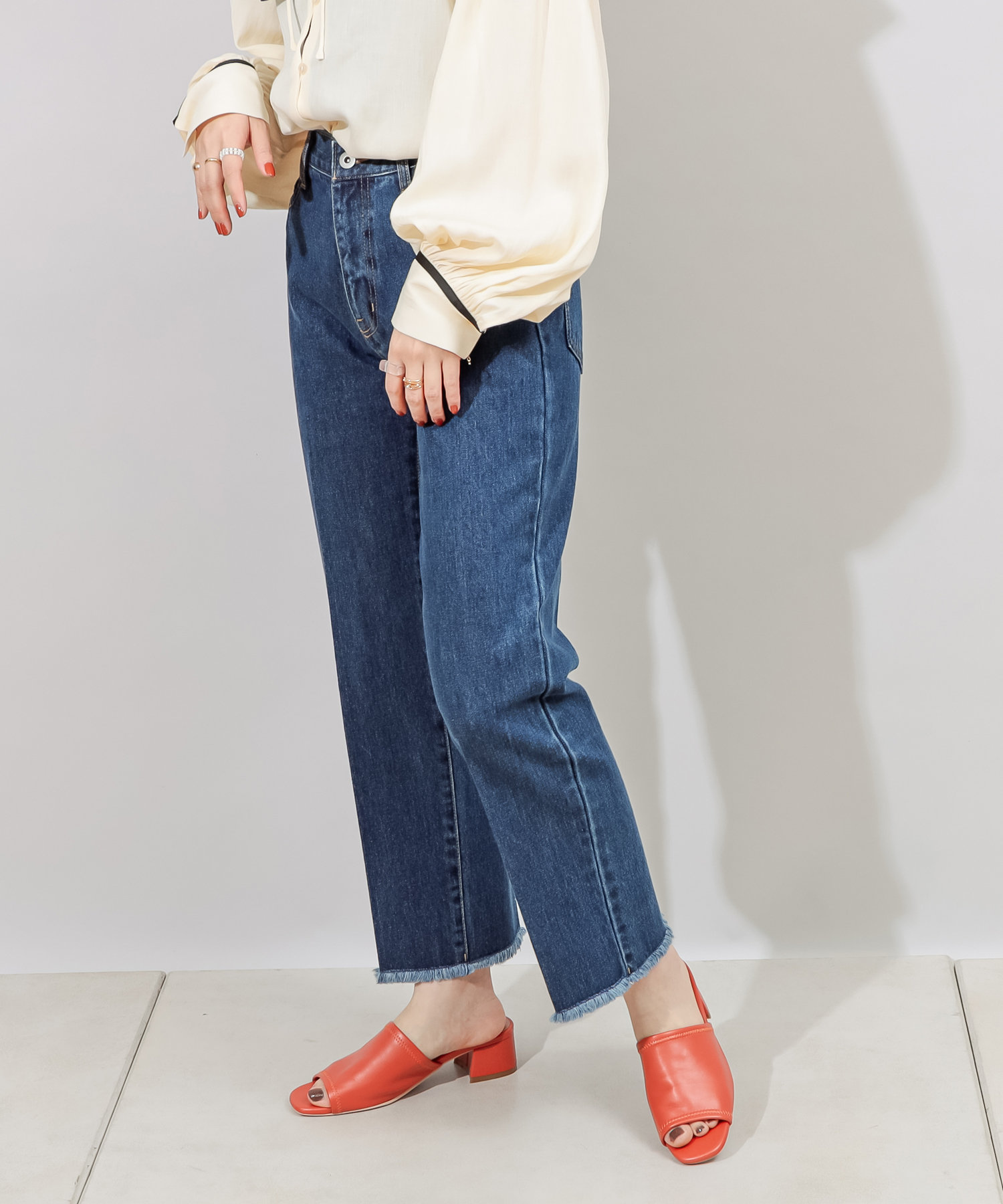 センタープレスデニムパンツ Discoat ディスコート レディース Pal Closet パルクローゼット パルグループ公式ファッション通販サイト