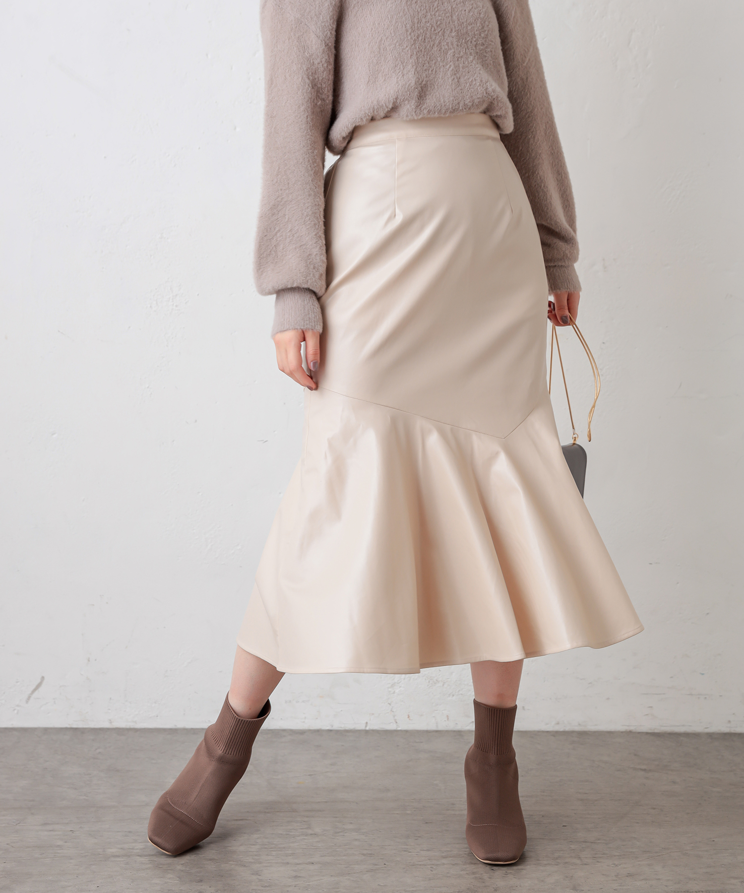 natural couture(ナチュラルクチュール) 【WEB限定カラー有り】エコレザーマーメイドスカート