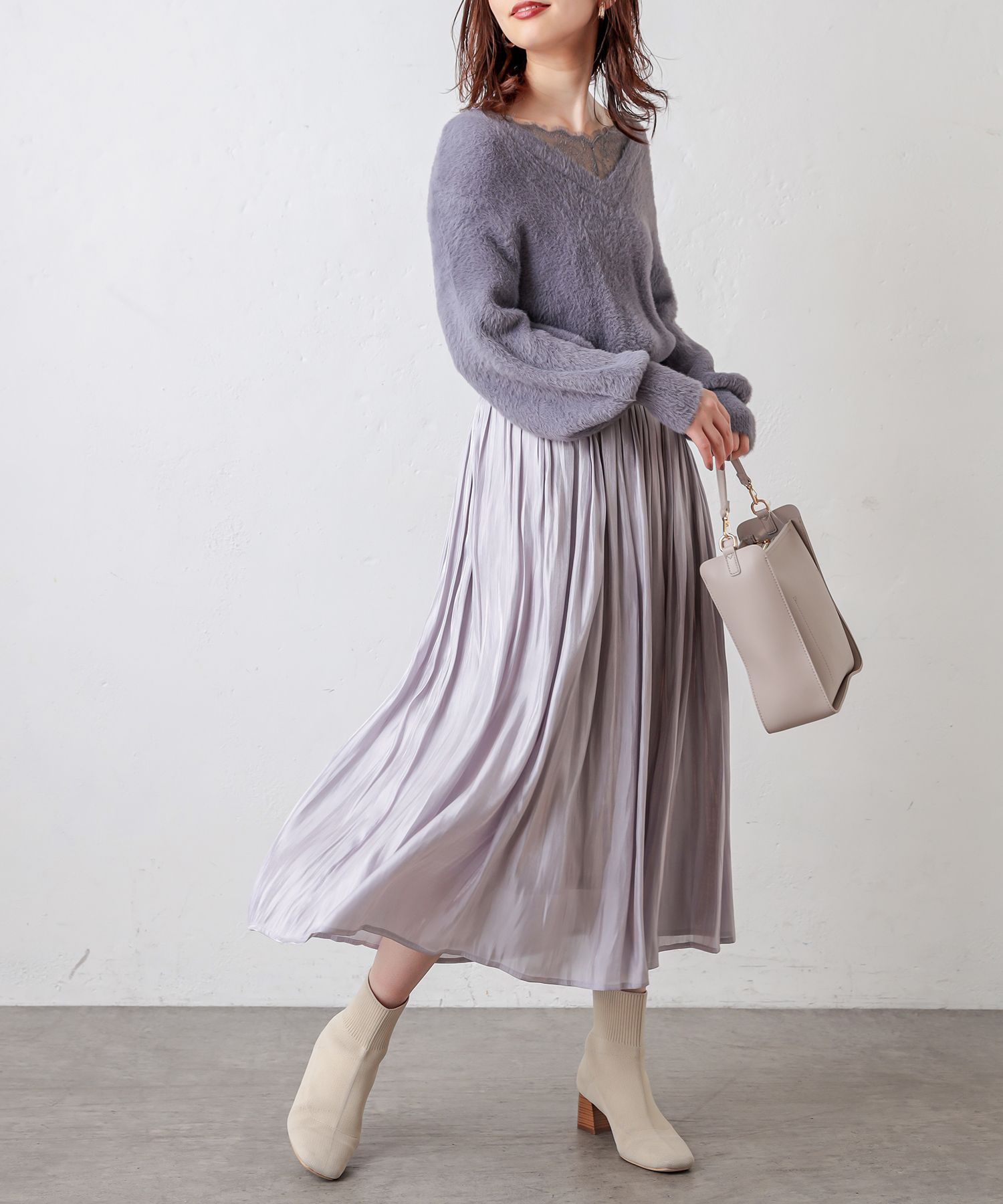natural couture(ナチュラルクチュール) シャイニーサテンキラリギャザースカート