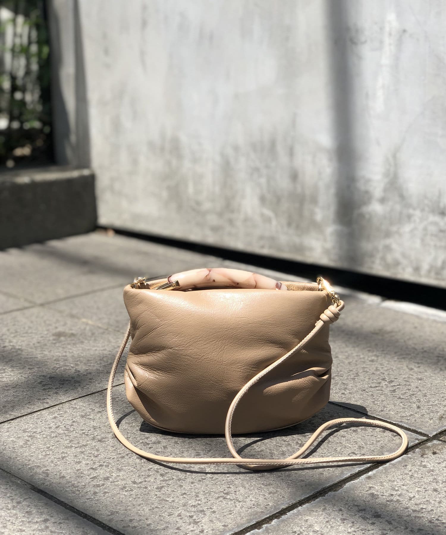 un dix cors(アンディコール) WEB限定【STORY(ストーリー)】アクリルハンドルミニバッグ