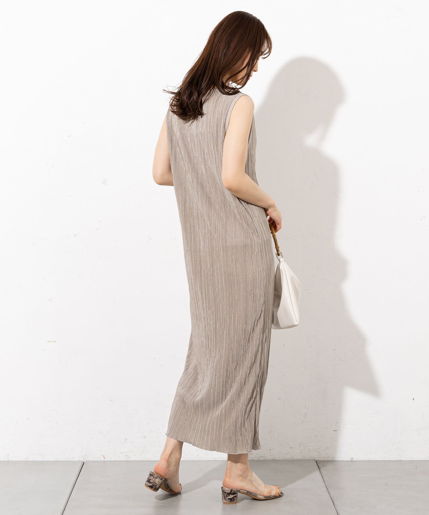 サテンミニプリーツノースリマキシワンピース Prose Verse プロズヴェール レディース Pal Closet パルクローゼット パルグループ公式ファッション通販サイト