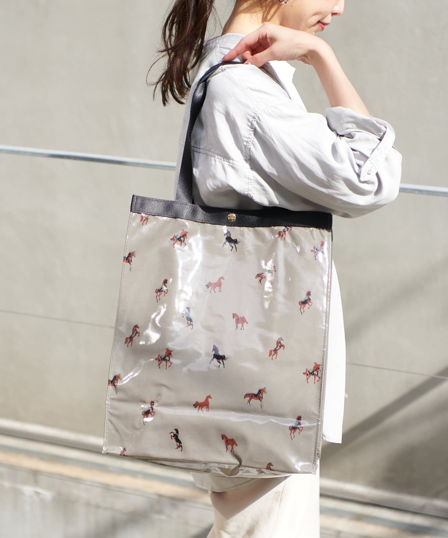【美品】ラシット WOODLANDER トートバッグ 美品】ラシット☆russet☆馬柄☆WOODLANDER☆緑☆ふらっとトート