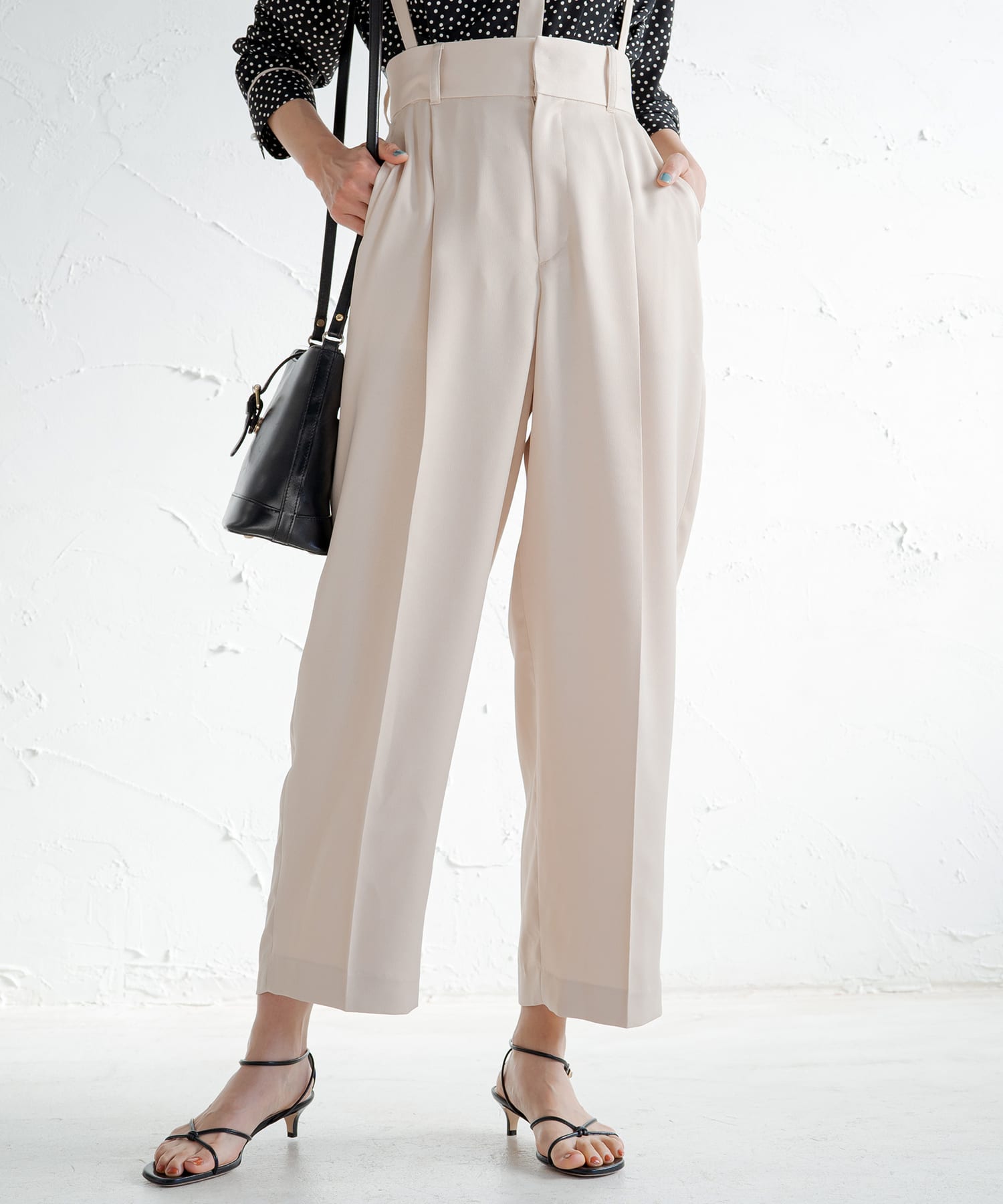 サス付ハイウエストパンツ Loungedress ラウンジドレス レディース Pal Closet パルクローゼット パルグループ公式ファッション通販サイト