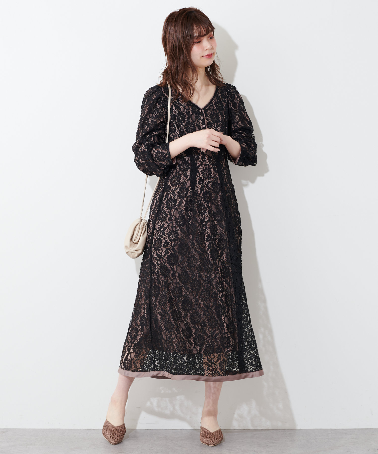 natural couture(ナチュラルクチュール) 裾パイピング大人レースワンピース