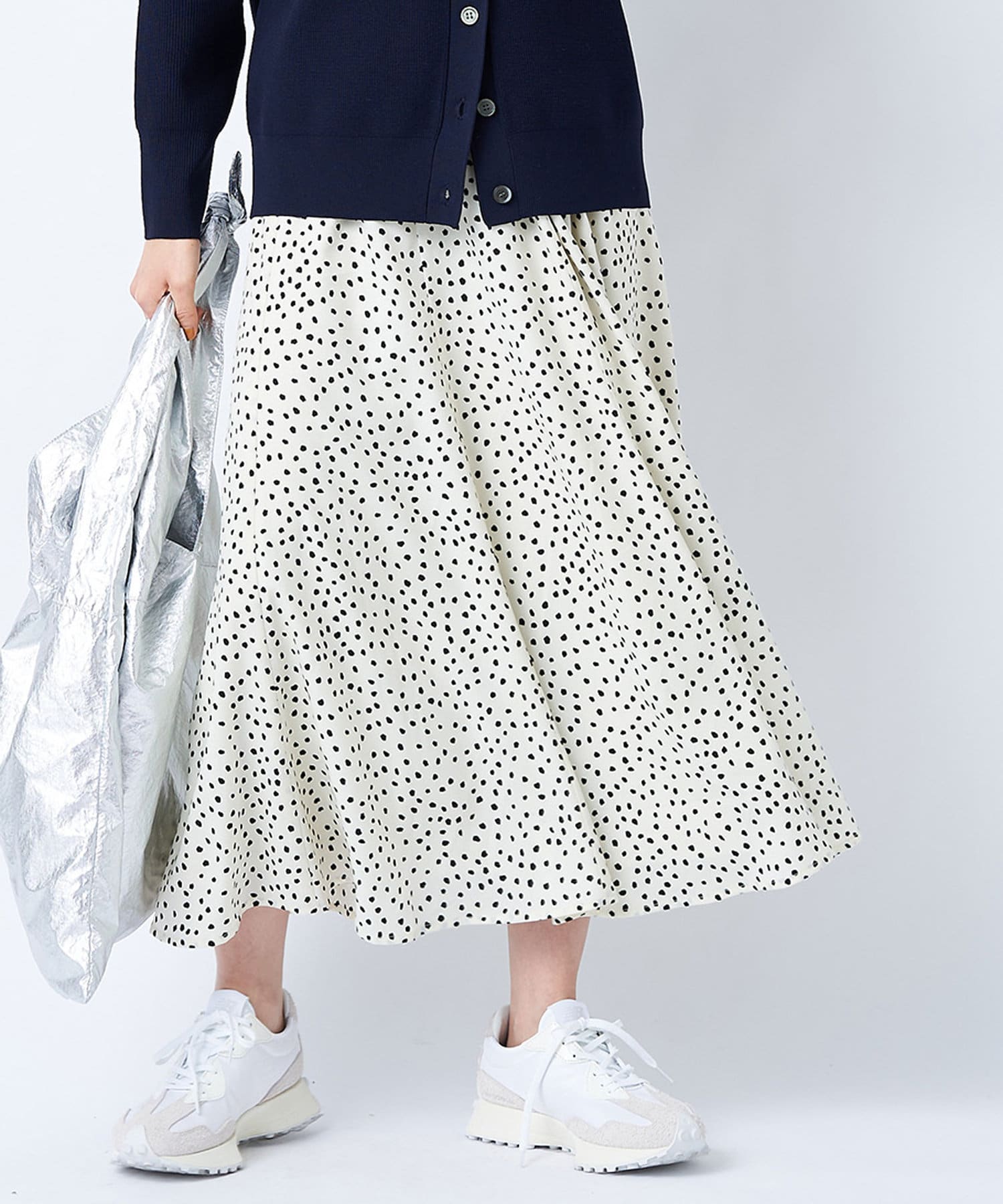 動画付き コーディネートのアクセントに ダルメシアンプリントスカート Un Dix Cors アンディコール レディース Pal Closet パルクローゼット パルグループ公式ファッション通販サイト