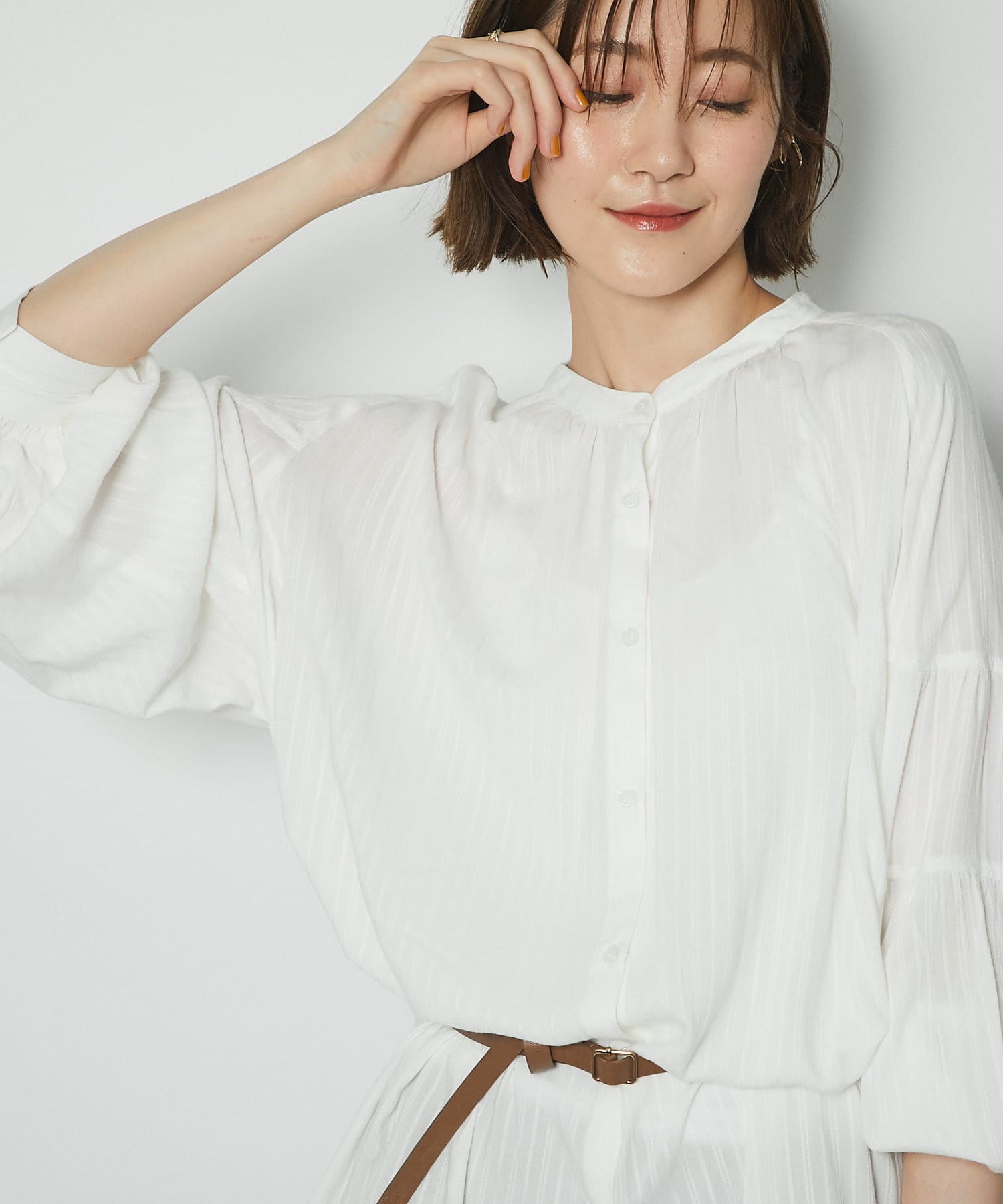 un dix cors(アンディコール) ここでしか手に入らない！【WEB限定】ベルト付ティアードスリーブブラウス