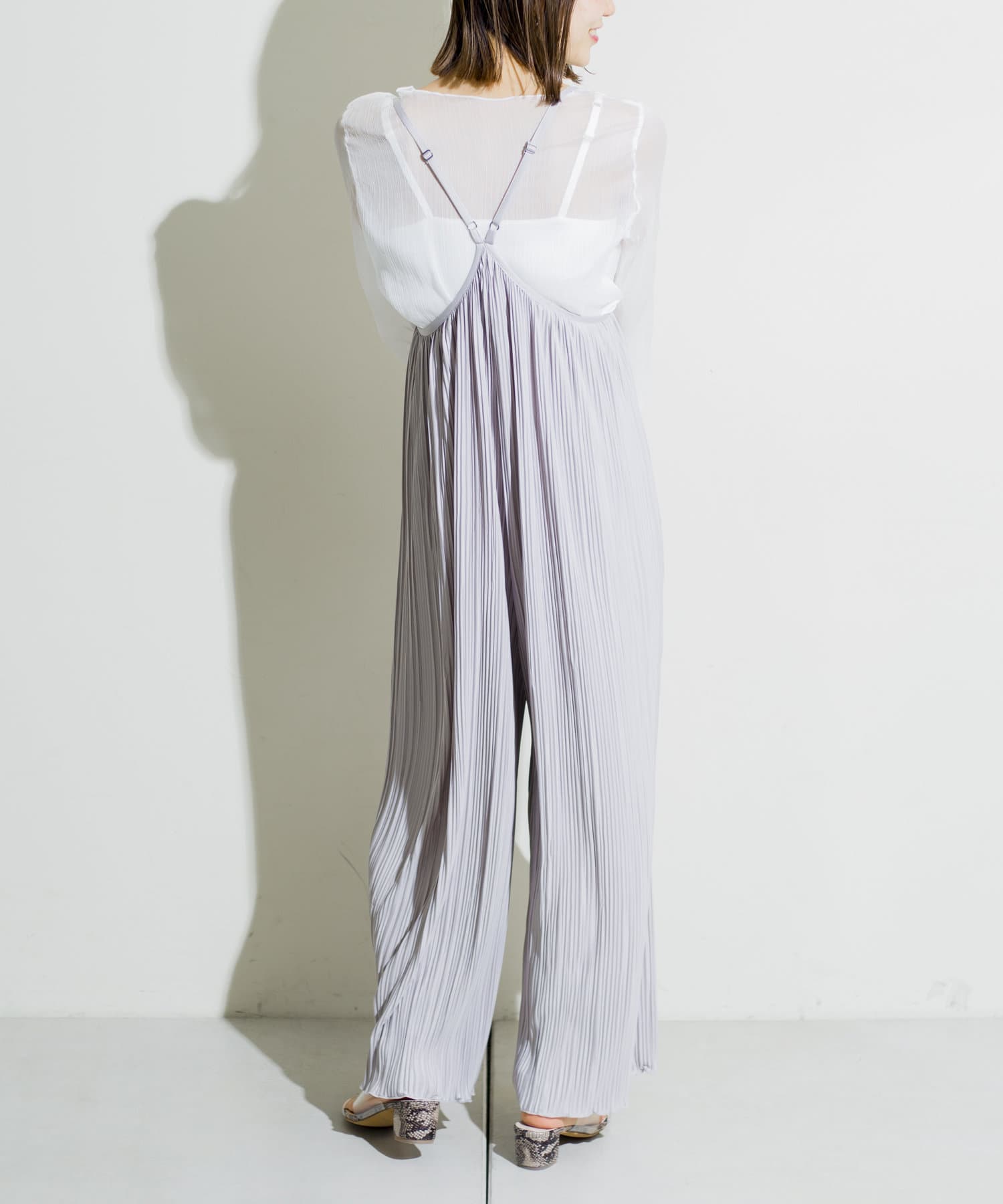 prose verse(プロズヴェール) 《WEB限定》【肩紐調節可能】プリーツキャミサロペット