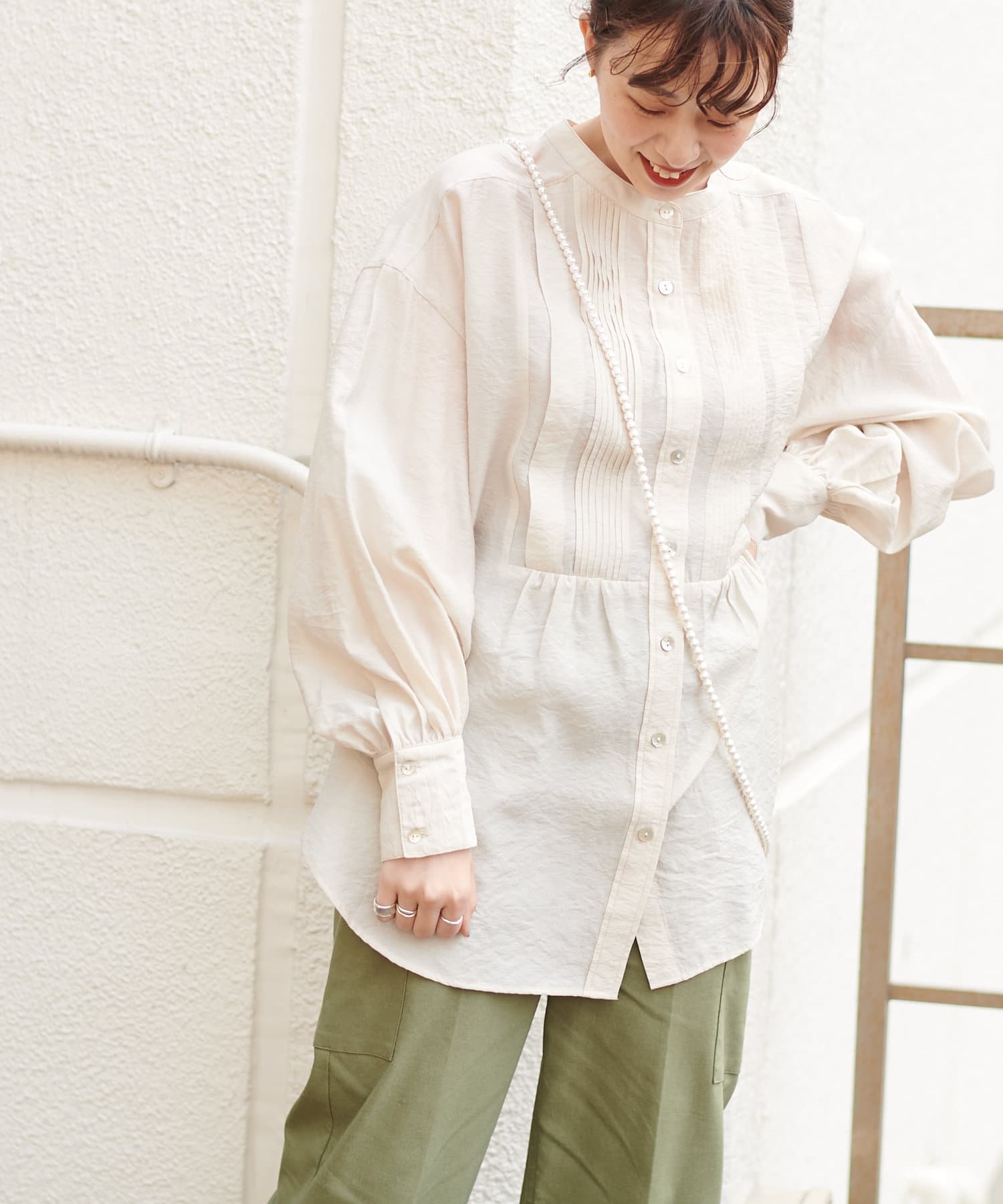 テンセルナイロンピンタックバンドカラーシャツ Discoat ディスコート レディース Pal Closet パルクローゼット パルグループ公式ファッション通販サイト テンセルナイロンピンタックバンドカラーシャツ Discoat ディスコート レディース Pal Closet パルクローゼット パルグループ公式ファッション通販サイト