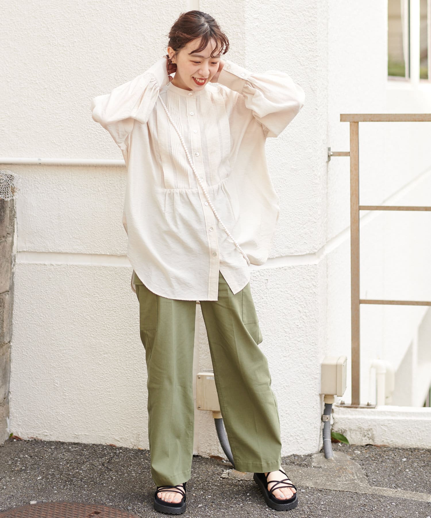 テンセルナイロンピンタックバンドカラーシャツ Discoat ディスコート レディース Pal Closet パルクローゼット パルグループ公式ファッション通販サイト テンセルナイロンピンタックバンドカラーシャツ Discoat ディスコート レディース Pal Closet パルクローゼット パルグループ公式ファッション通販サイト