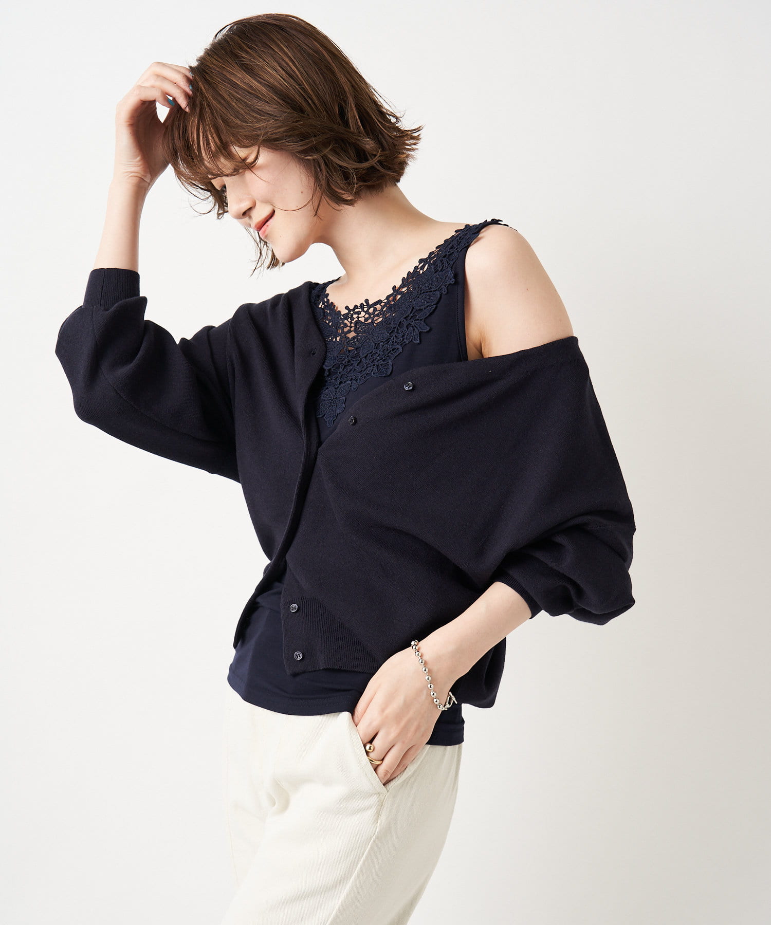 un dix cors(アンディコール) 【1枚は必ず持っていたい】総針2WAYニットカーディガン