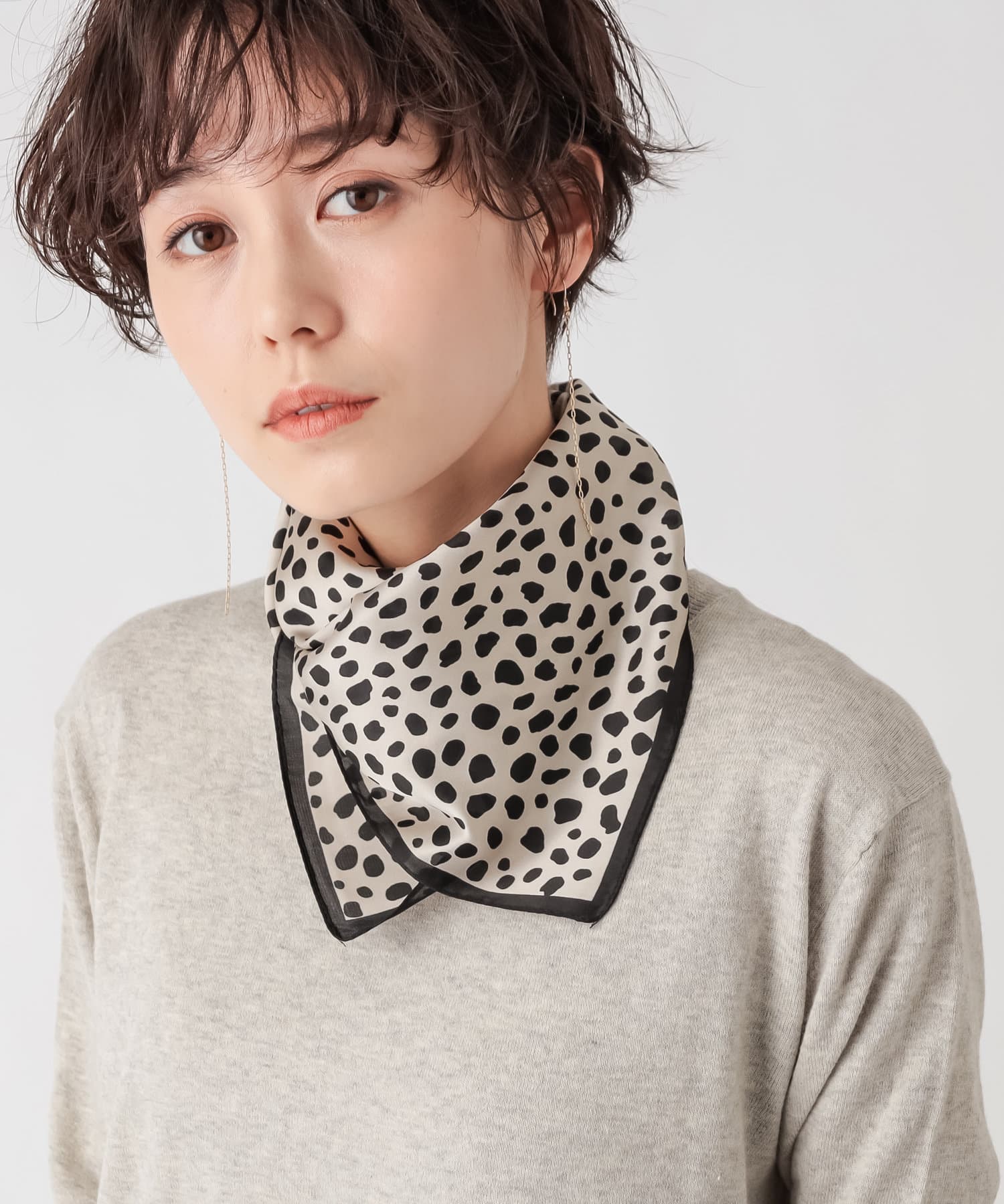 un dix cors(アンディコール) 【アレンジできる長さで丁度いい】ダルメシアン柄スカーフ