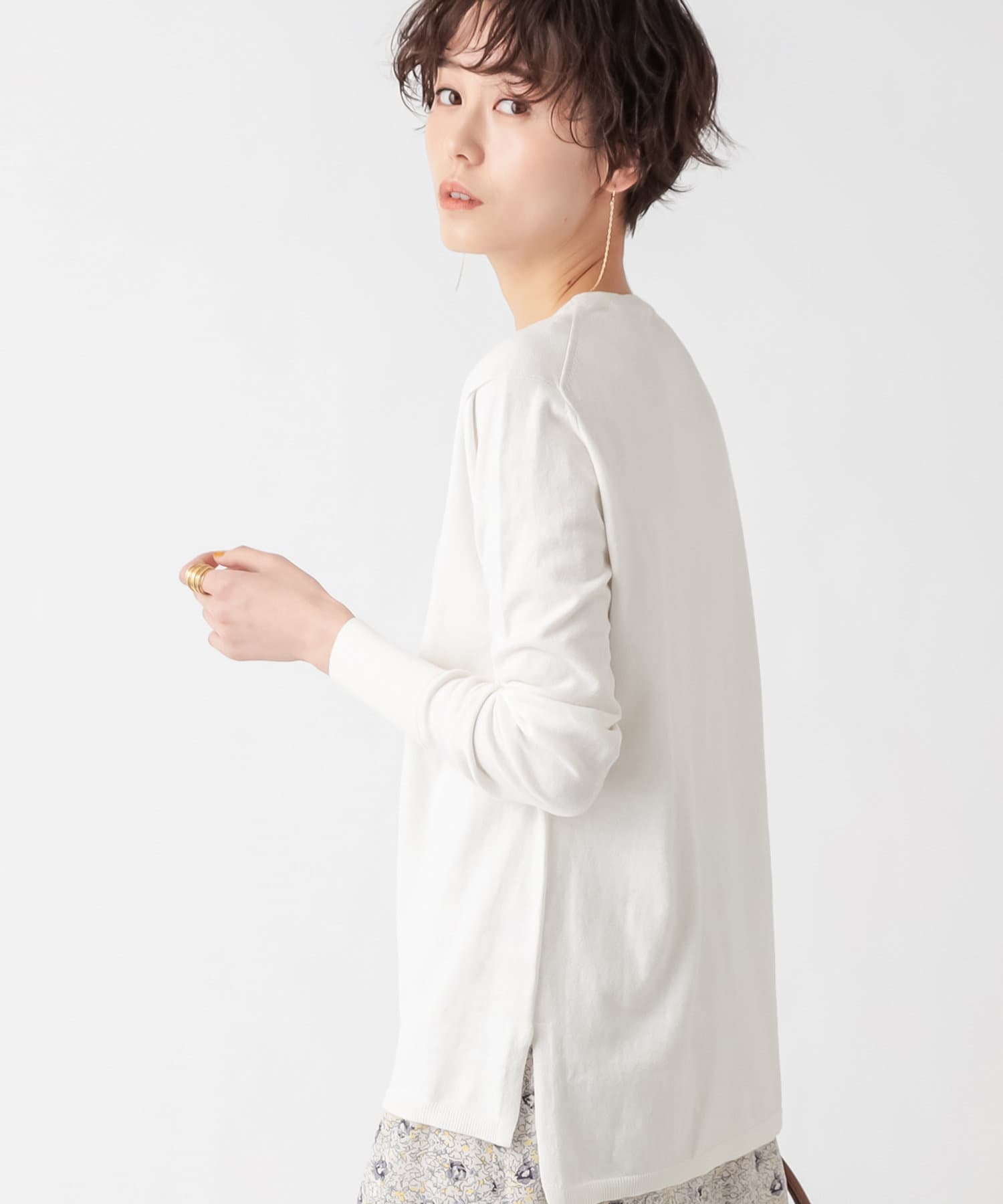 un dix cors(アンディコール) 動画付【《シンプルで着回し力抜群》手洗い可】コットンカシミヤ裾スリットニット