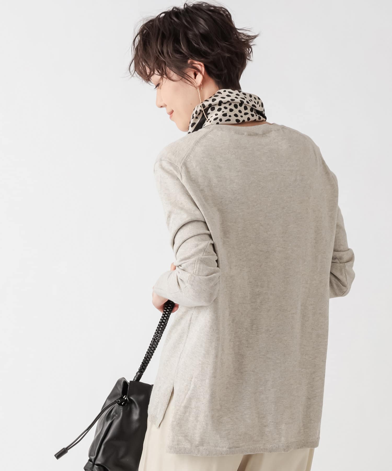 un dix cors(アンディコール) 動画付【《シンプルで着回し力抜群》手洗い可】コットンカシミヤ裾スリットニット