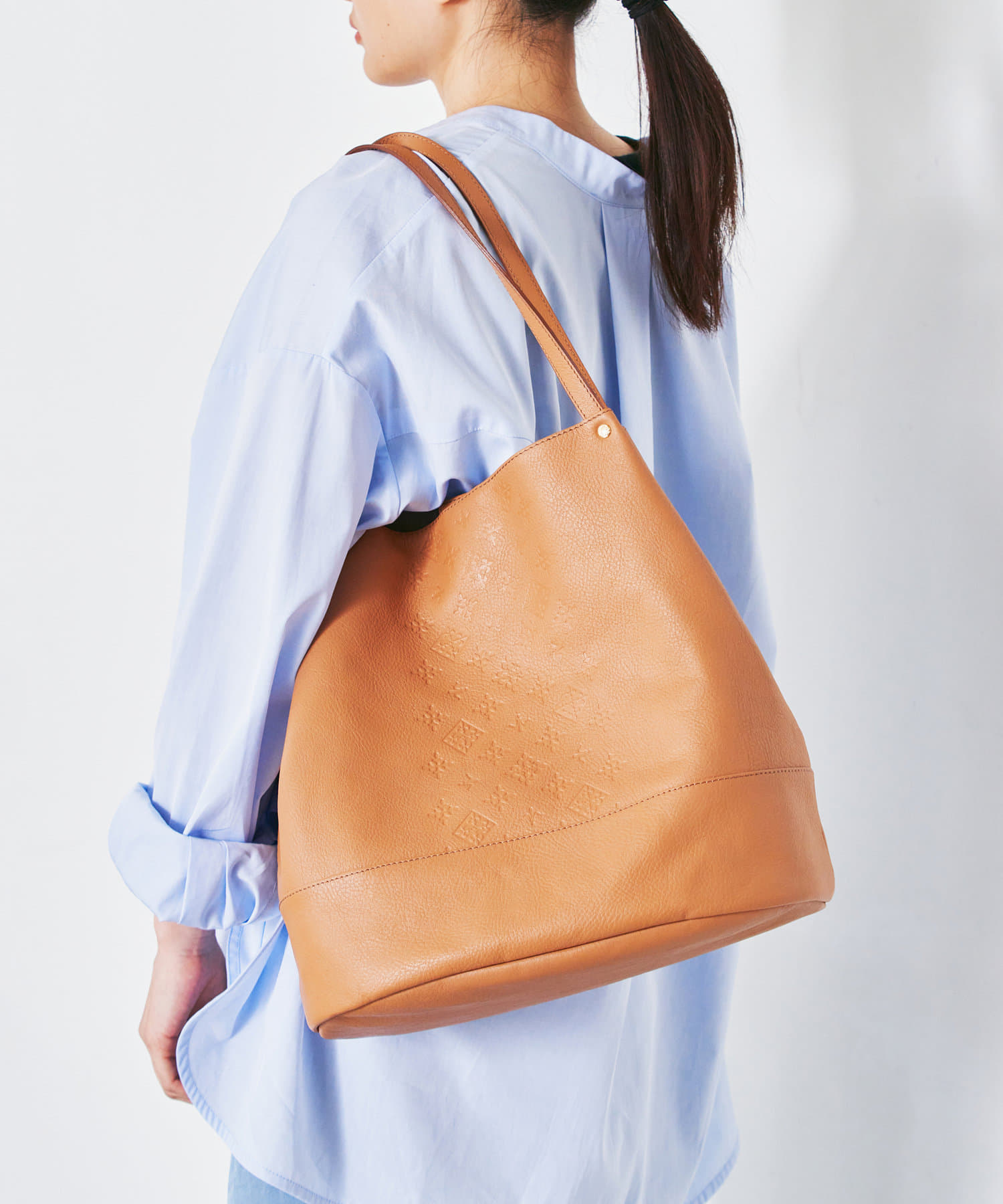 モノグラムプレスバケットトートバッグ Ce 818 Russet ラシット レディース Pal Closet パルクローゼット パルグループ公式ファッション通販サイト