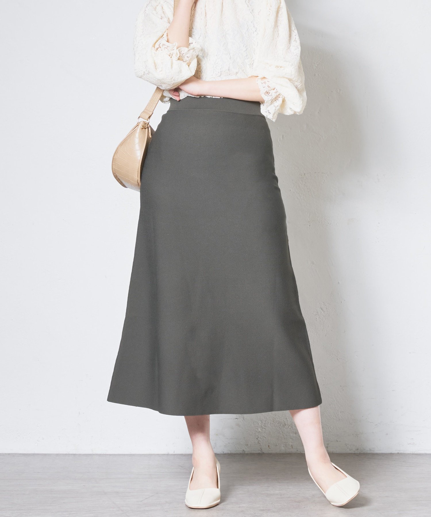natural couture(ナチュラルクチュール) アウトリンキングきれいめニットスカート