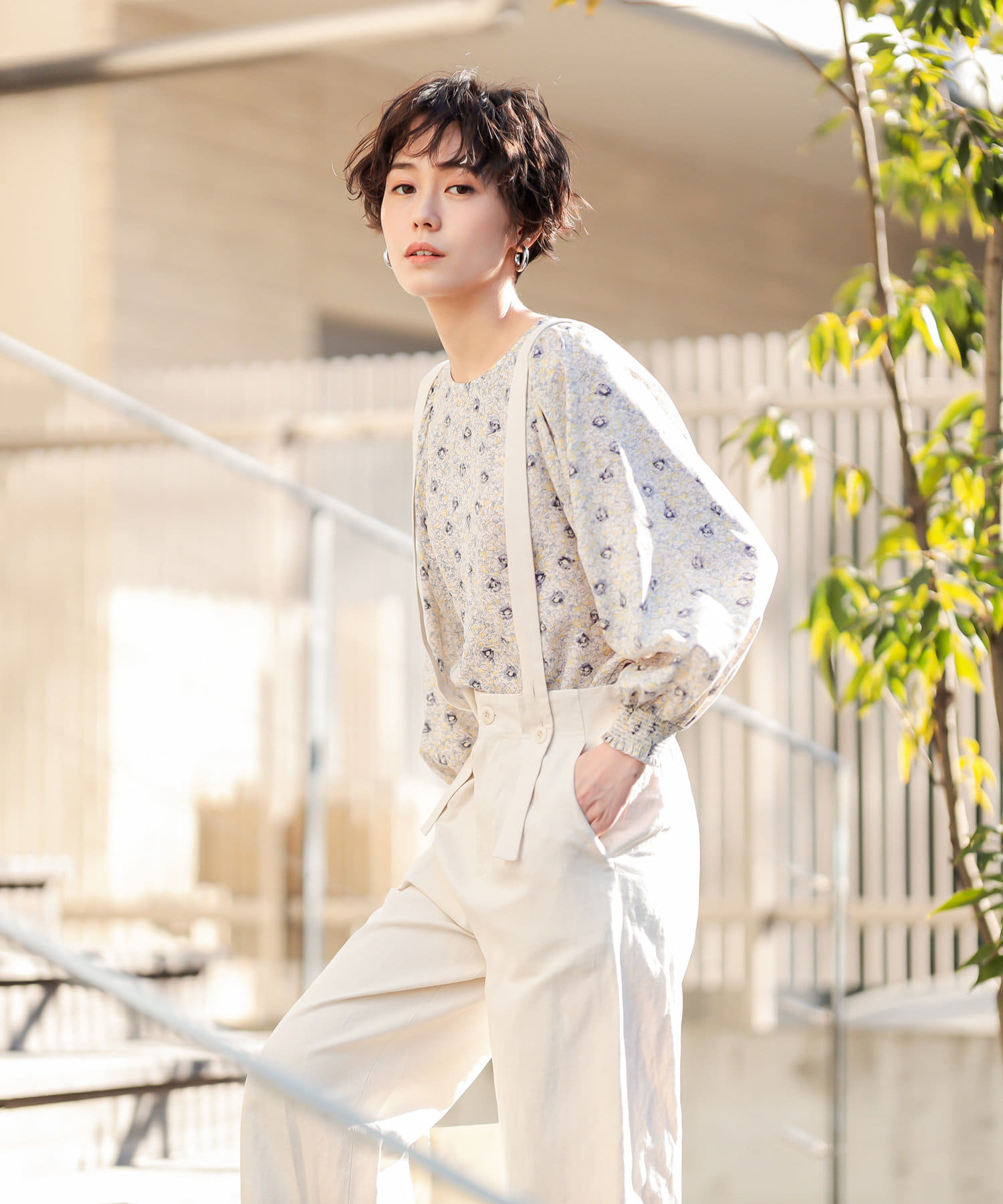 un dix cors(アンディコール) 【今季マストなトレンドパンツ】リネンヘリンボンサスペンダー付パンツ