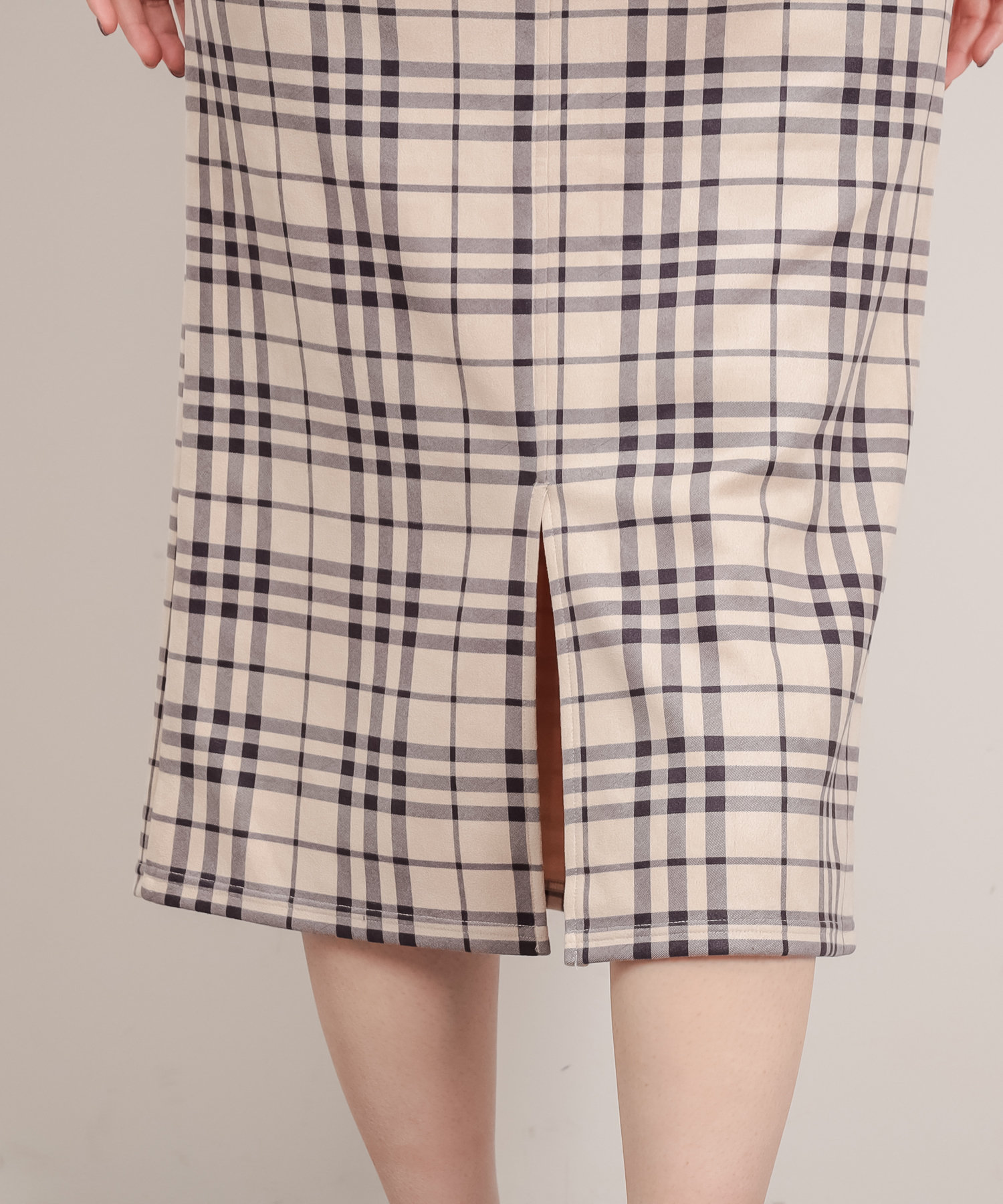 natural couture(ナチュラルクチュール) サイドドット釦ポンチスエードスカート