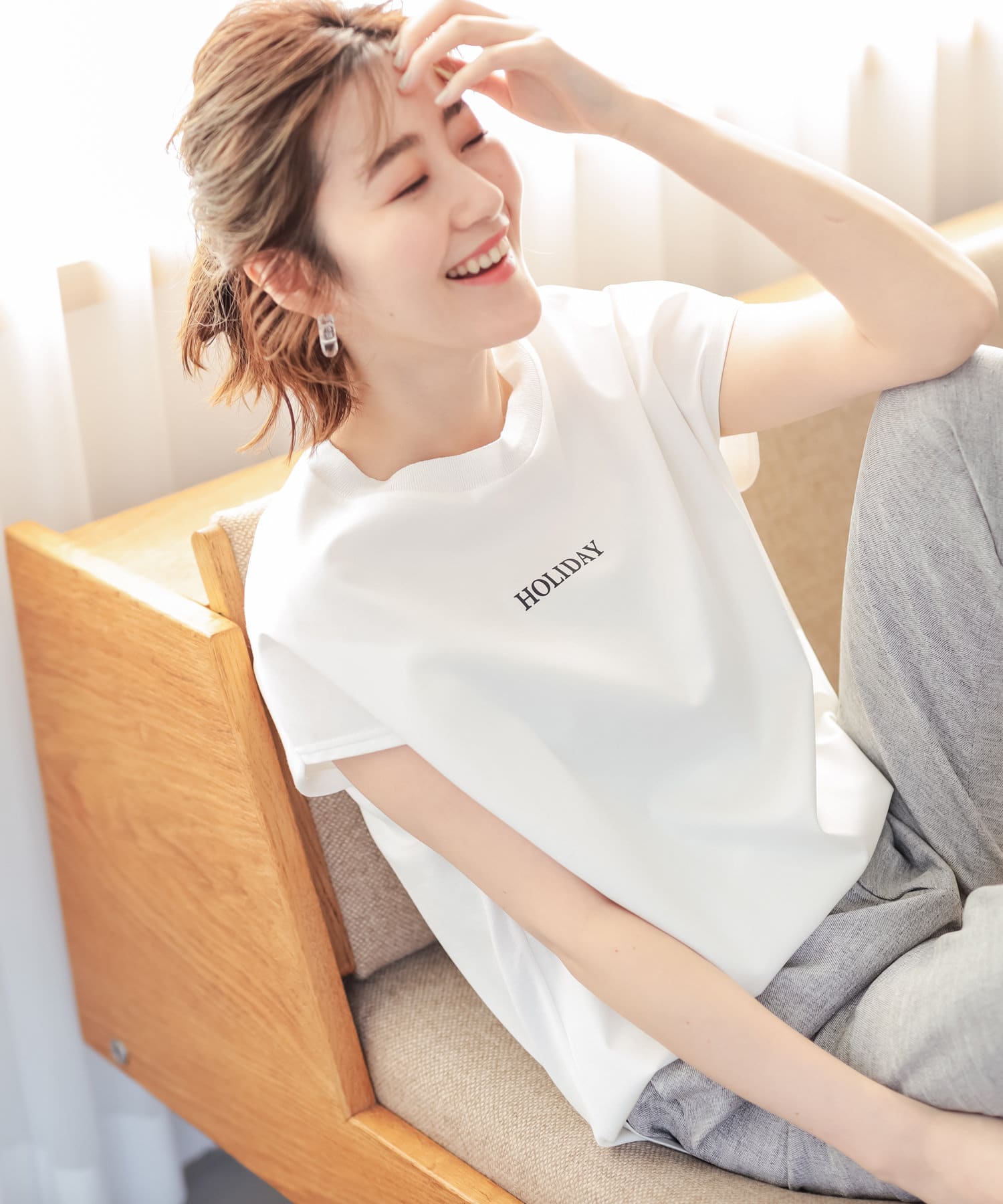 un dix cors(アンディコール) 【お洒落に差がつくデザイン】バックニットロゴTシャツ