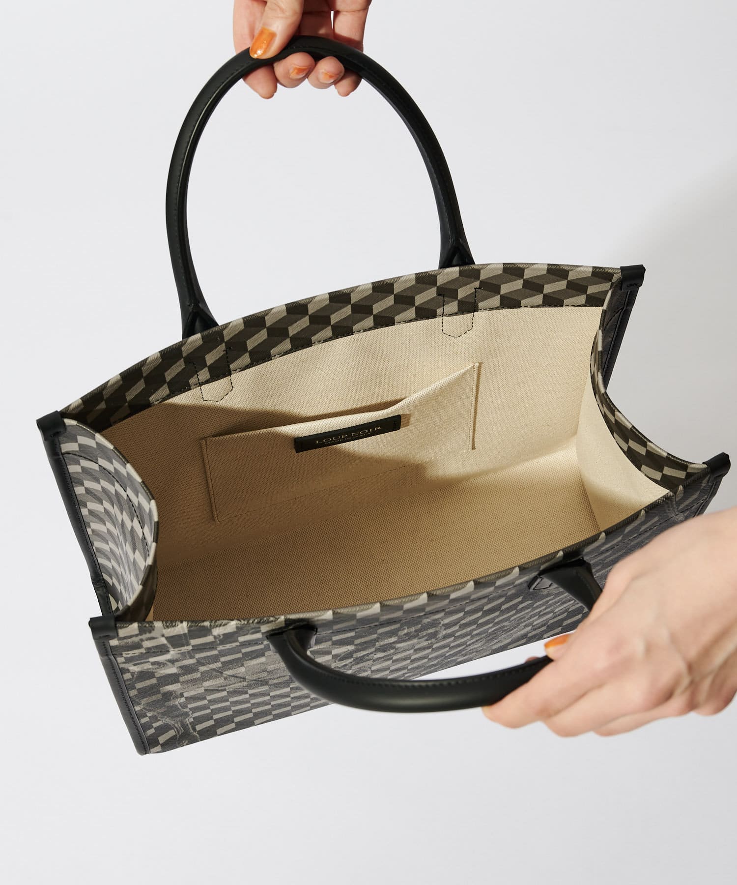 Loup Noir ループノアール 馬柄トートバッグ Ear Papillonner イア パピヨネ レディース Pal Closet パルクローゼット パルグループ公式ファッション通販サイト