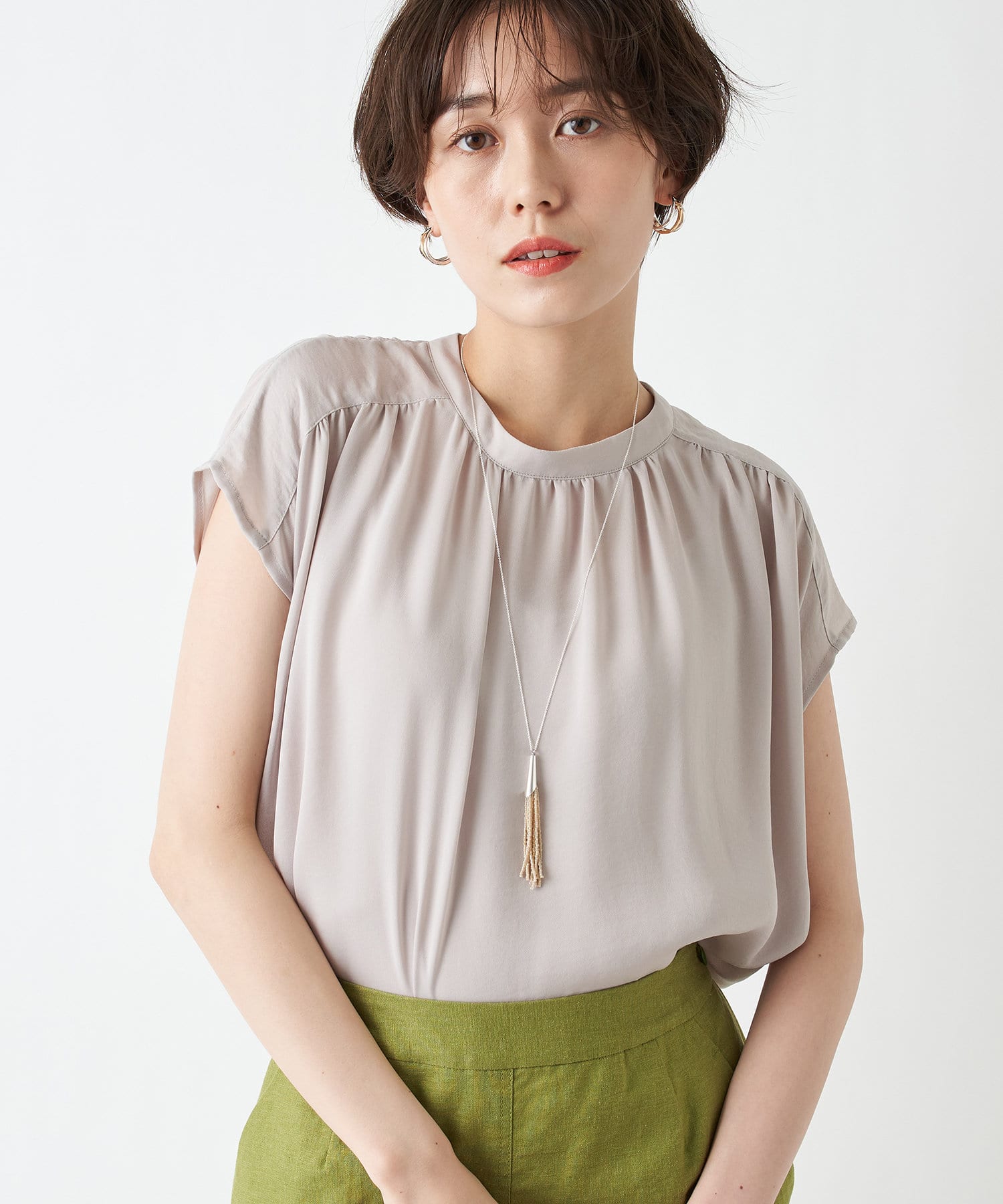上品な女性らしさ 撥水カルゼ2wayフレンチブラウス Un Dix Cors アンディコール レディース Pal Closet パルクローゼット パルグループ公式ファッション通販サイト