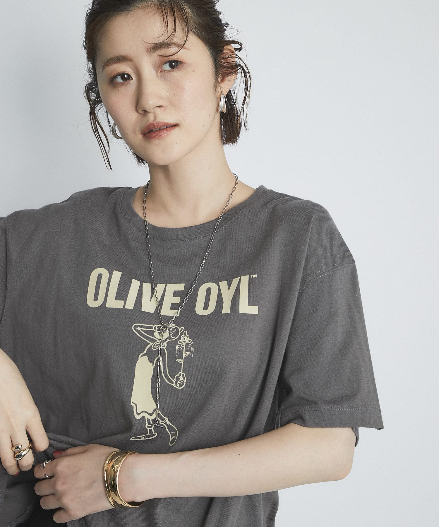 un dix cors(アンディコール) ここでしか手に入らない！【WEB限定・洗える】オリーブTシャツ