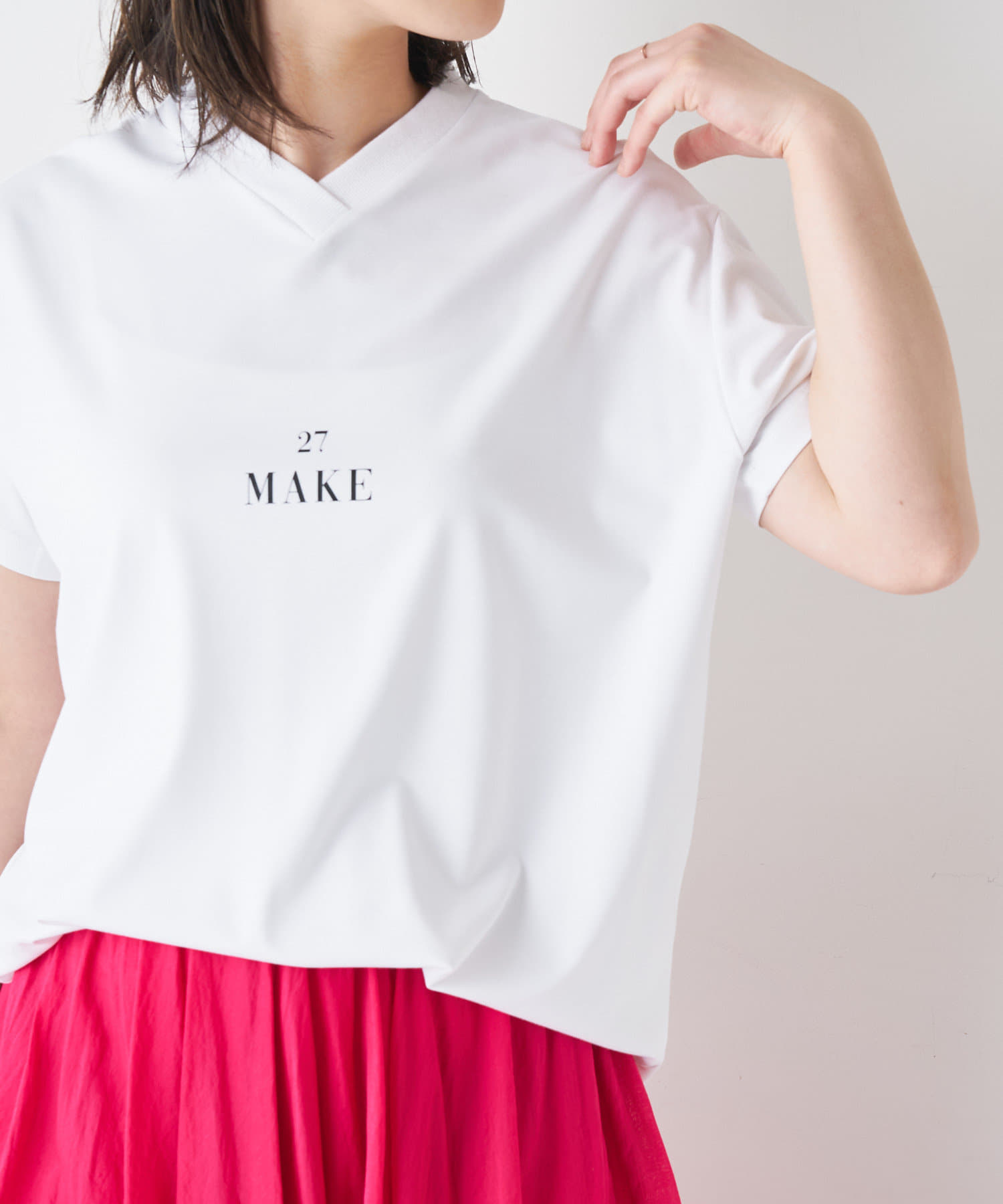 Vネックチュニックロゴtシャツ Bonbazaar ボンバザール レディース Pal Closet パルクローゼット パルグループ公式ファッション通販サイト