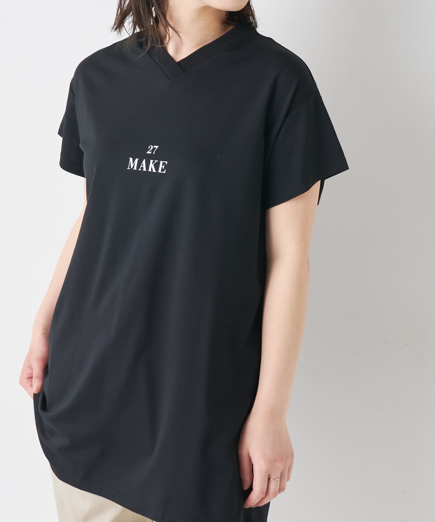 Vネックチュニックロゴtシャツ Bonbazaar ボンバザール レディース Pal Closet パルクローゼット パルグループ公式ファッション通販サイト