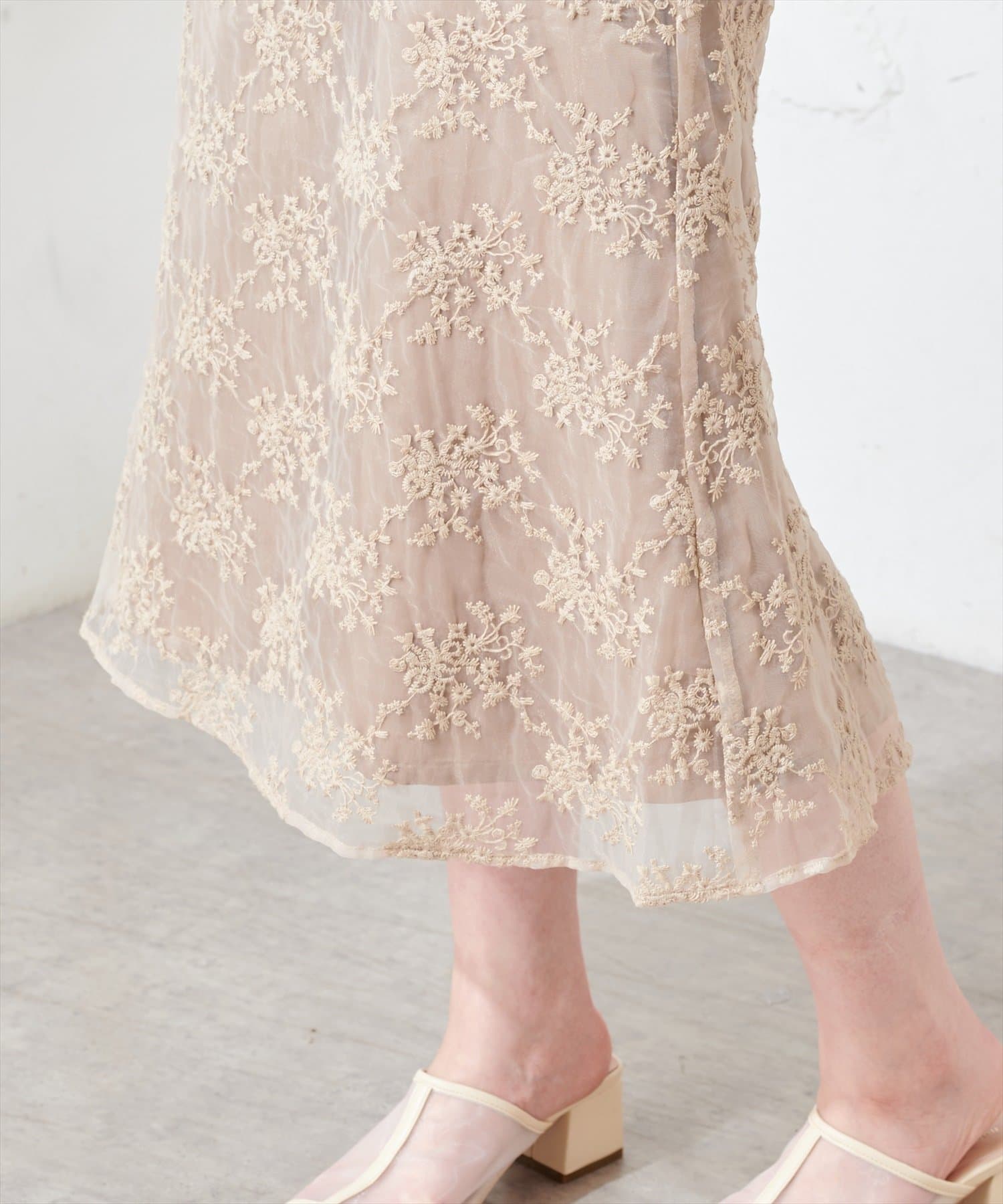 natural couture(ナチュラルクチュール) オーガンジー刺繍スカート