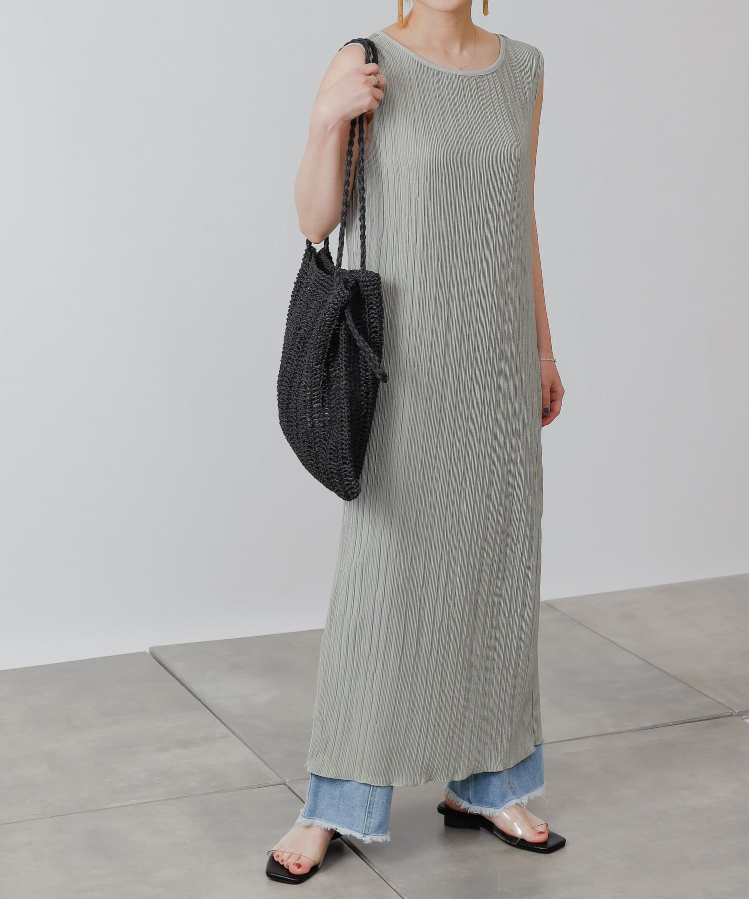 サテンミニプリーツノースリーブマキシワンピース セットアップ可 Colony 2139 コロニー トゥーワンスリーナイン レディース Pal Closet パルクローゼット パルグループ公式ファッション通販サイト