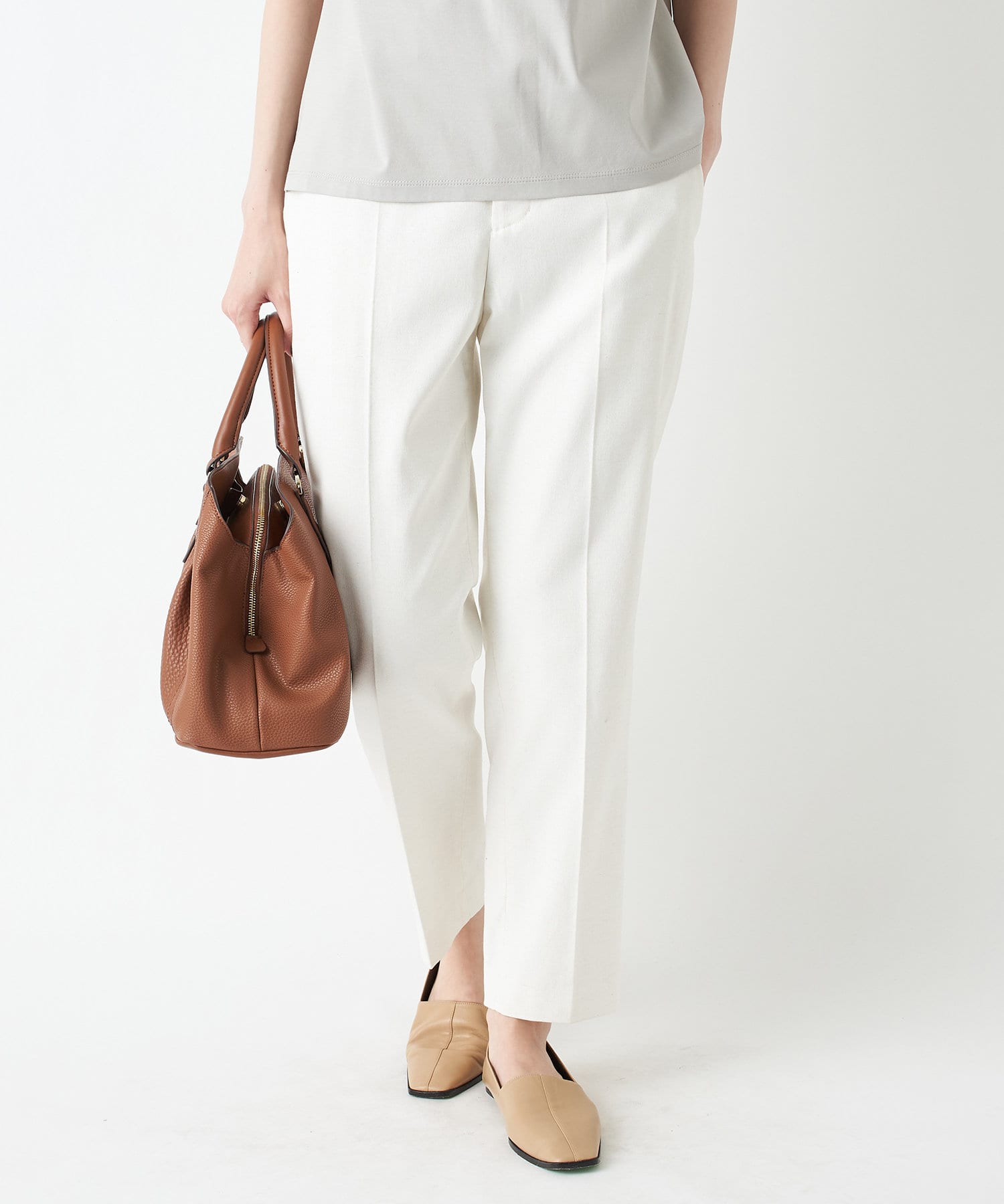 リラクシーな美脚パンツ ボディシェルオックステーパード Un Dix Cors アンディコール レディース Pal Closet パルクローゼット パルグループ公式ファッション通販サイト