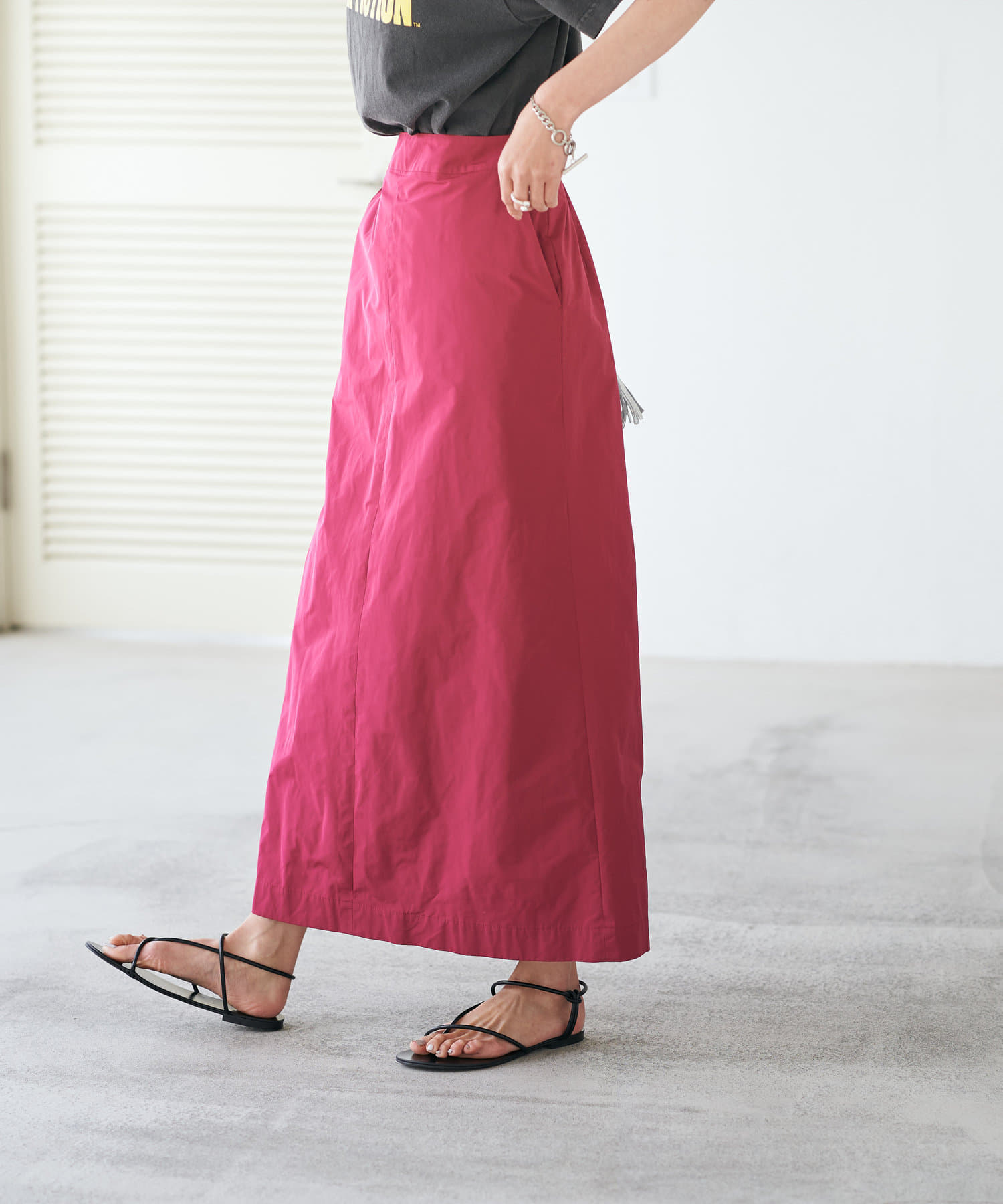 軽やかな雰囲気を演出 メモリータフタマキシスカート Rive Droite リヴドロワ レディース Pal Closet パルクローゼット パルグループ公式ファッション通販サイト