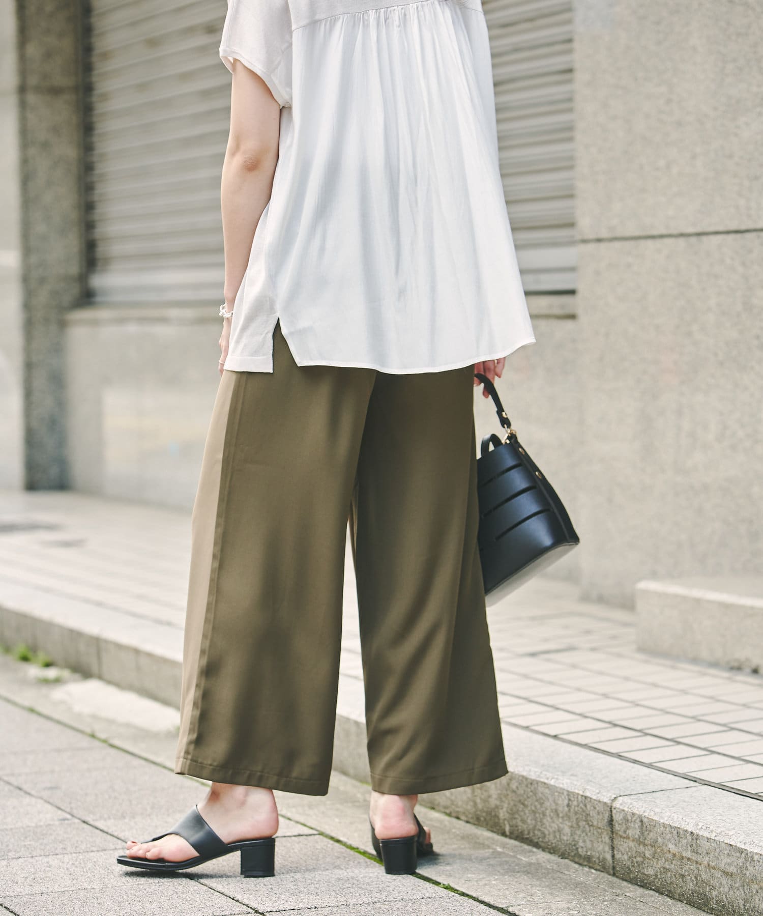 Chez toi(シェトワ) 【接触冷感素材】機能素材BACK布帛半袖プルオーバー