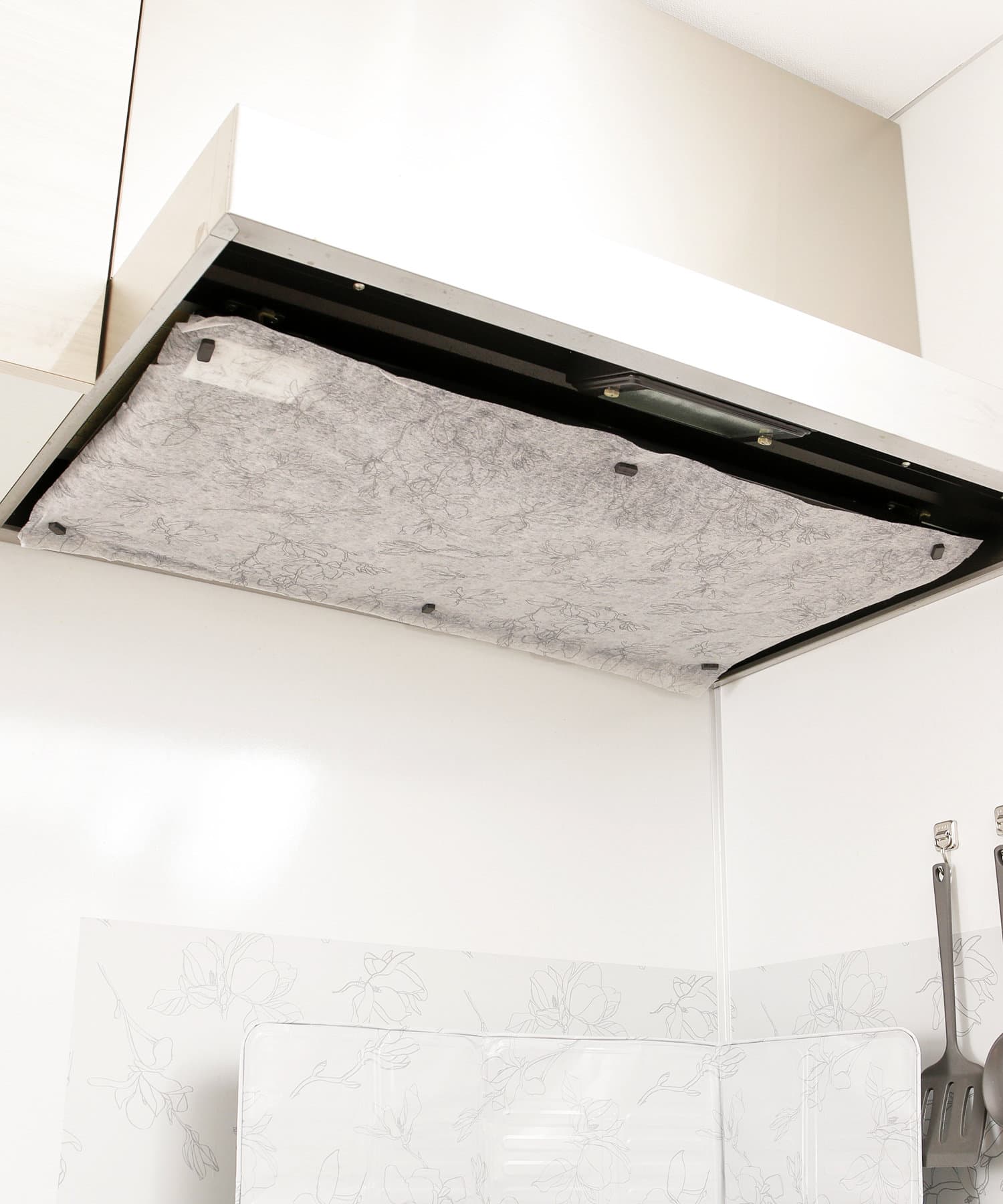 ボタニカル風 換気扇フィルター 3coins スリーコインズ ライフスタイル Pal Closet パルクローゼット パルグループ公式ファッション通販サイト